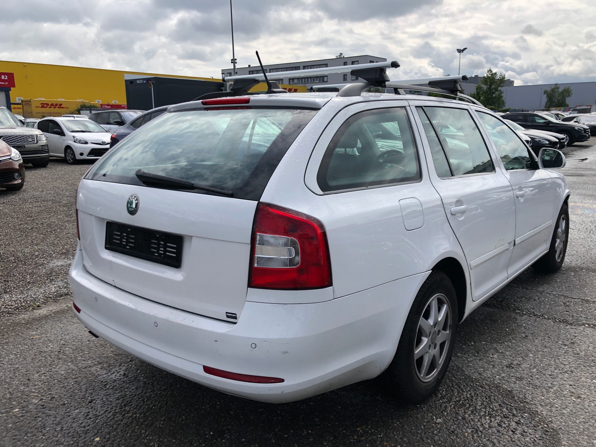SKODA Octavia Combi 2.0 TDI Adventure 4x4 DSG-showroom-element-3