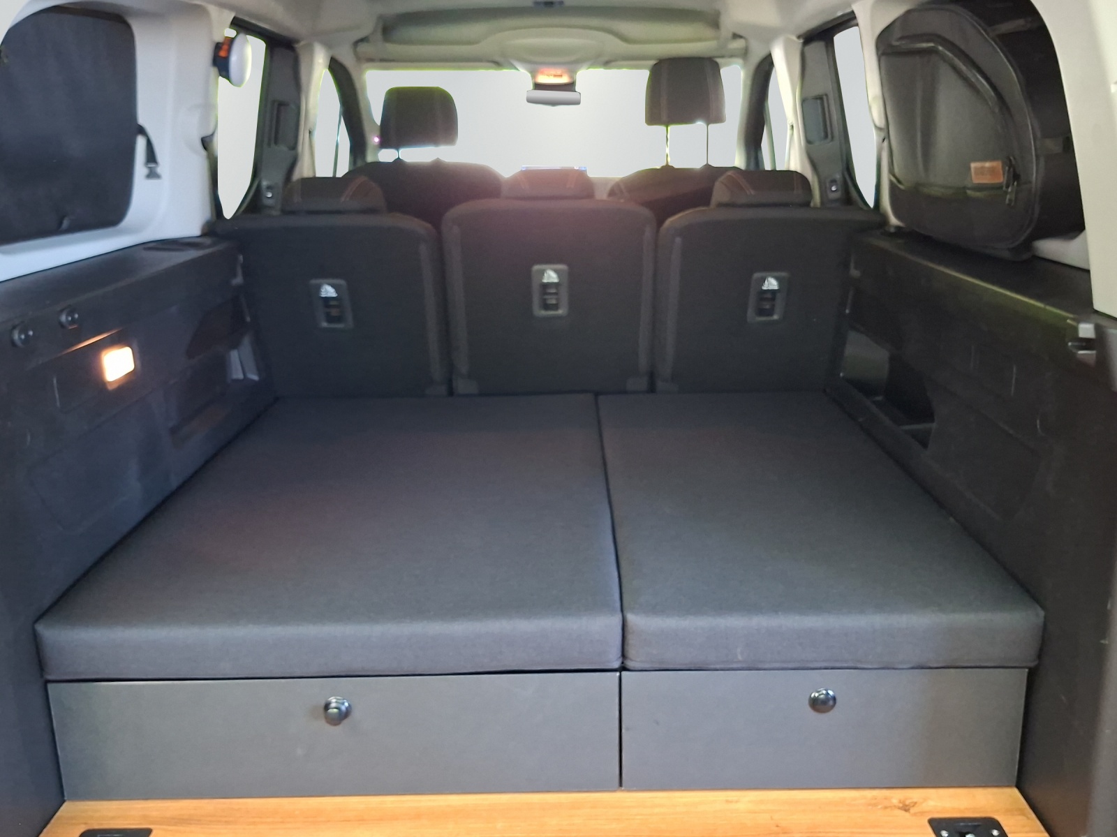 PEUGEOT Vanderer Rifter Long 1.5 BlueHDi 130 Allure-image-12