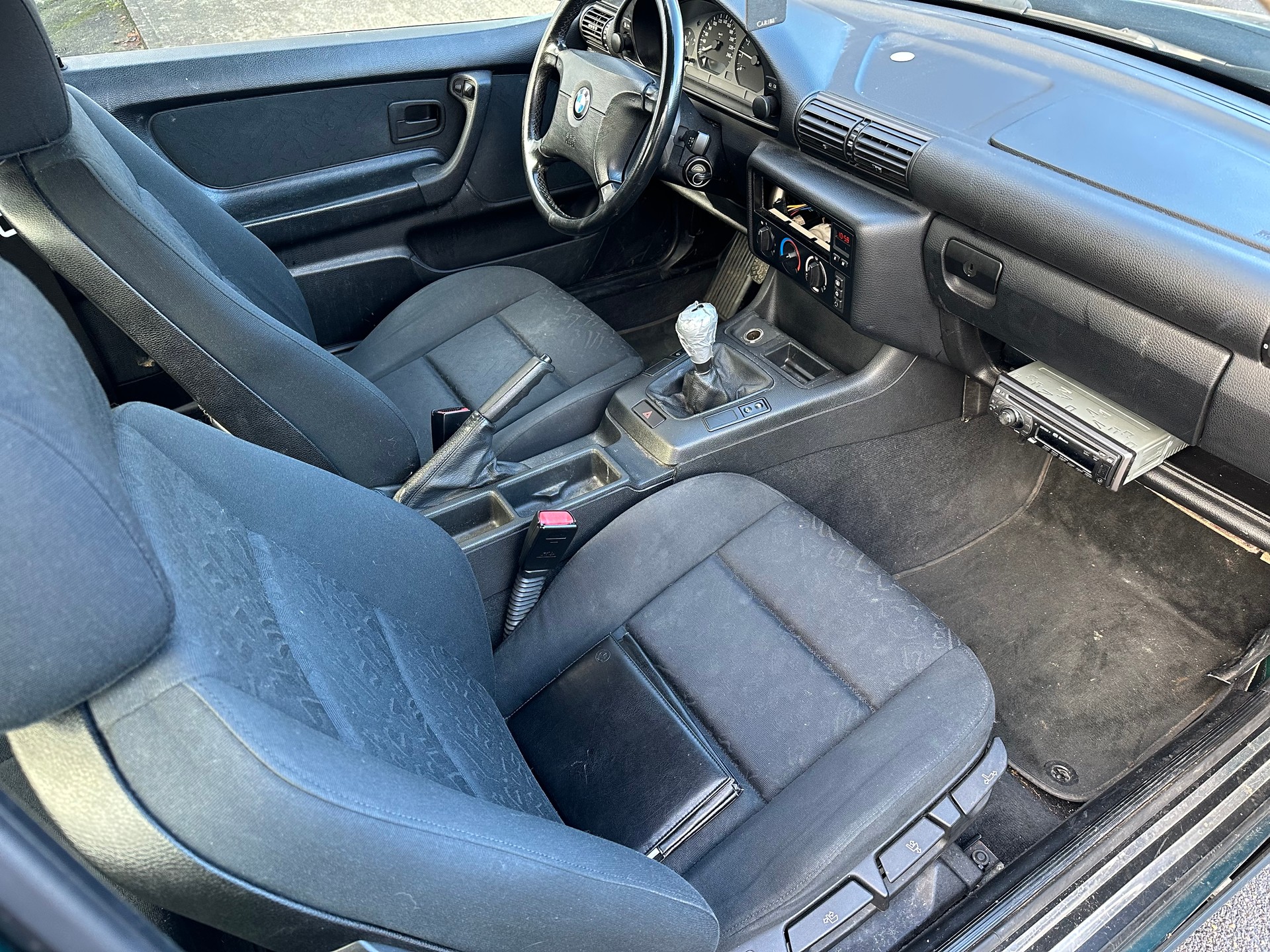 BMW 316i Compact-image-7