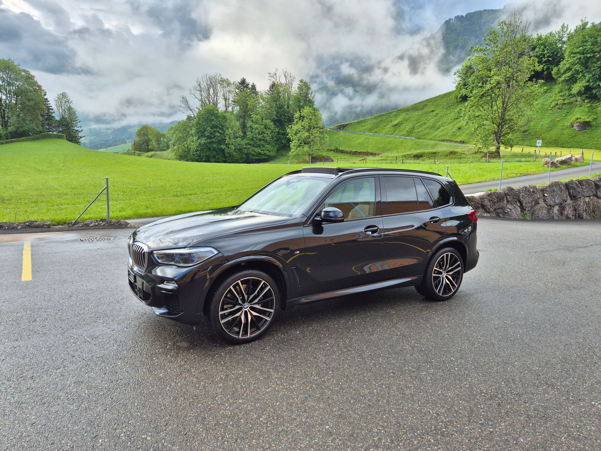 BMW X5 xDrive 40i Steptronic-image-1
