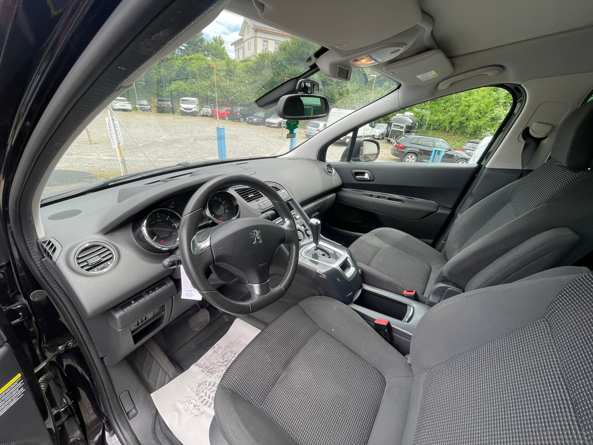 PEUGEOT 5008 1.6 THP Sensation Tiptronic-image-7