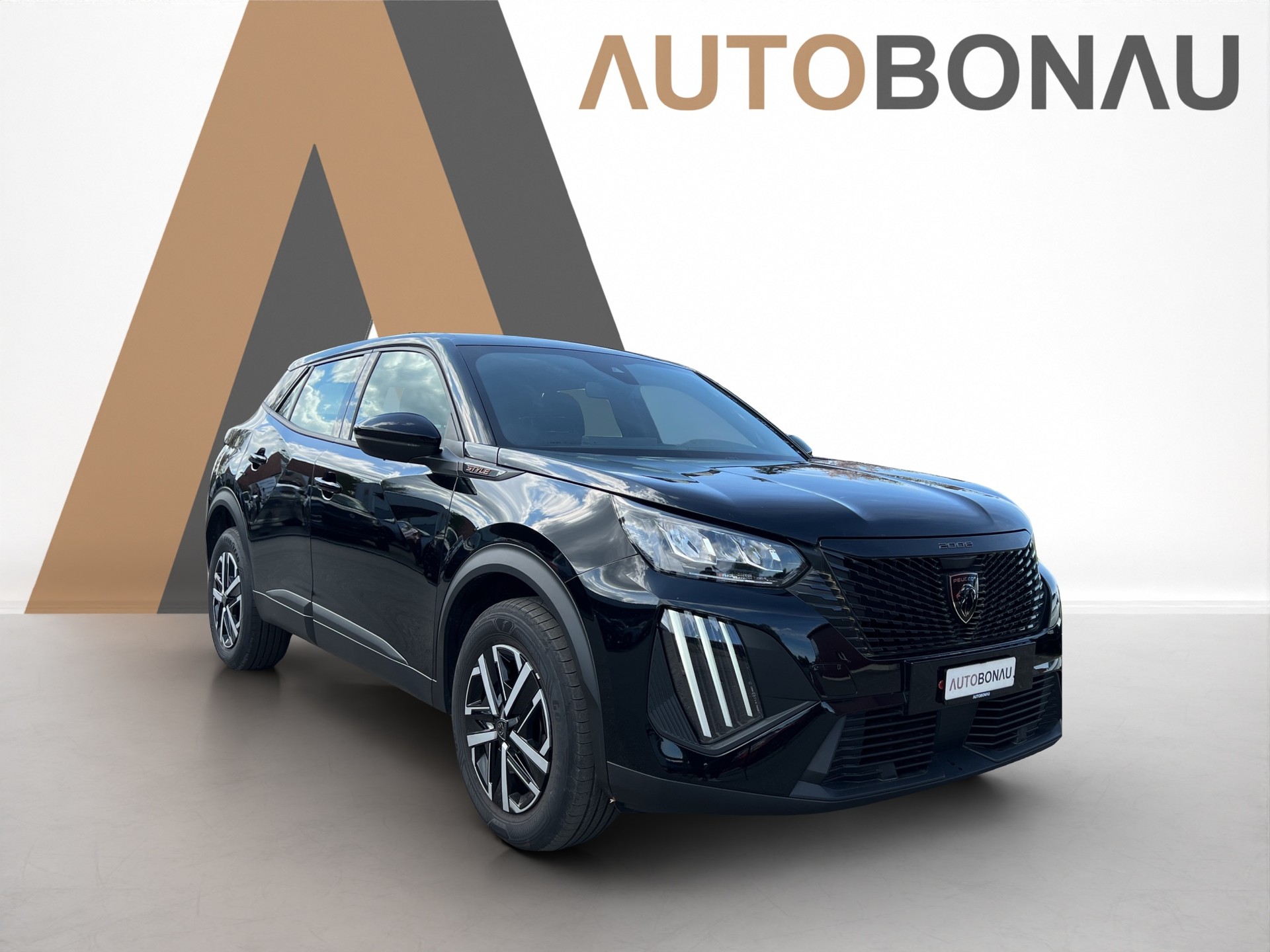 PEUGEOT 2008 1.2 Hybrid 145 Style-image-6