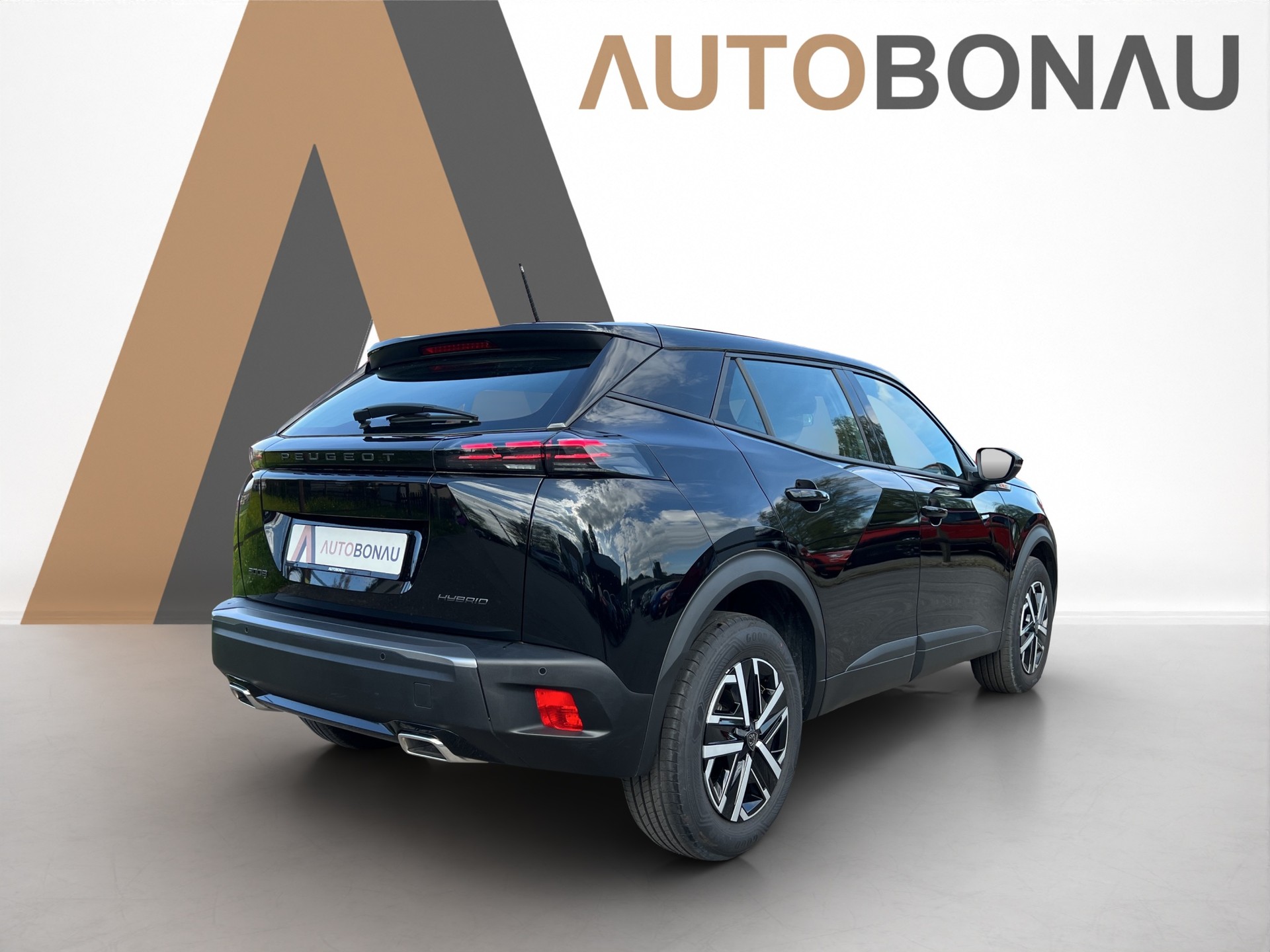 PEUGEOT 2008 1.2 Hybrid 145 Style-image-4