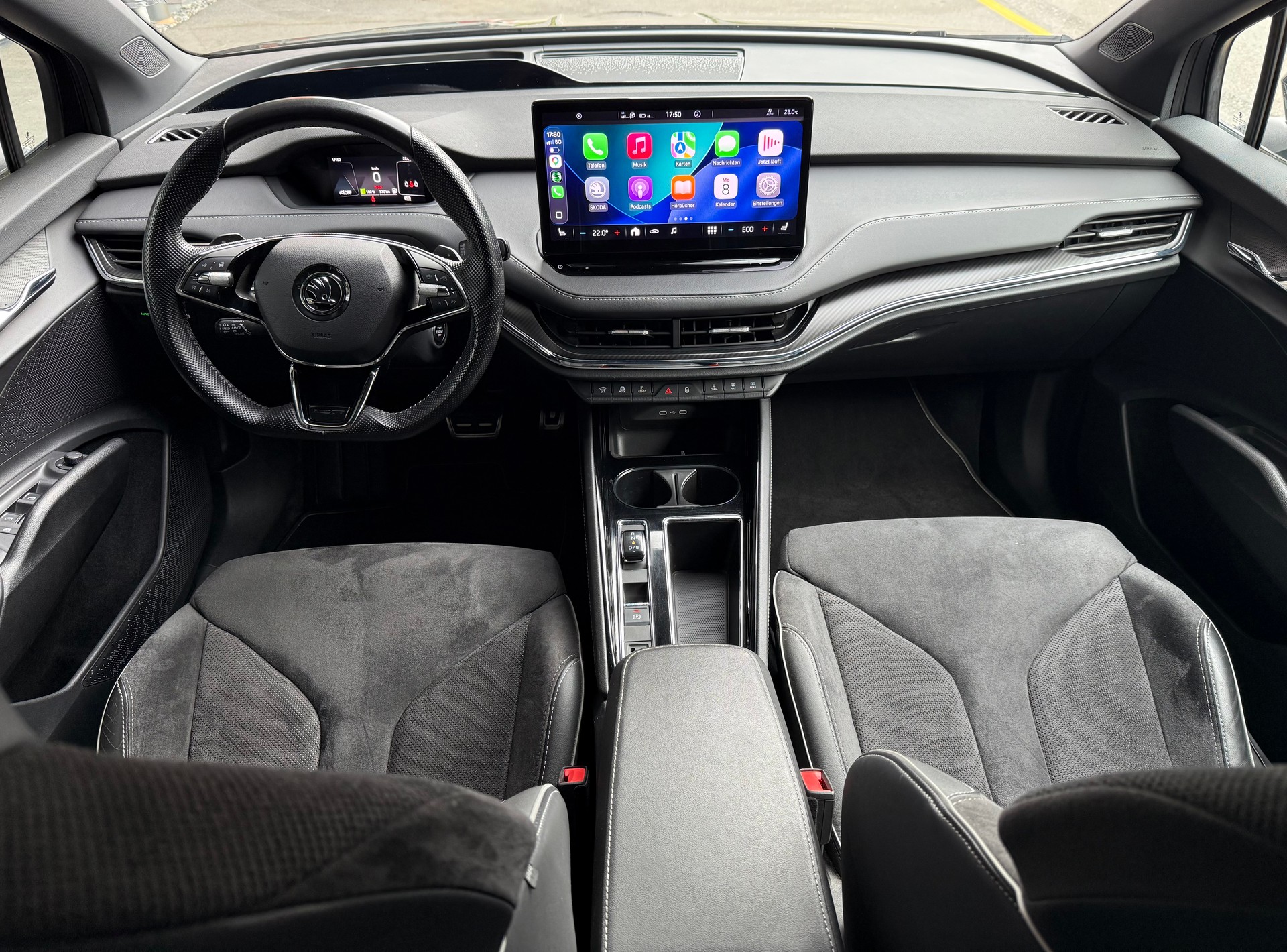 SKODA Enyaq iV 80x SportLine-image-18
