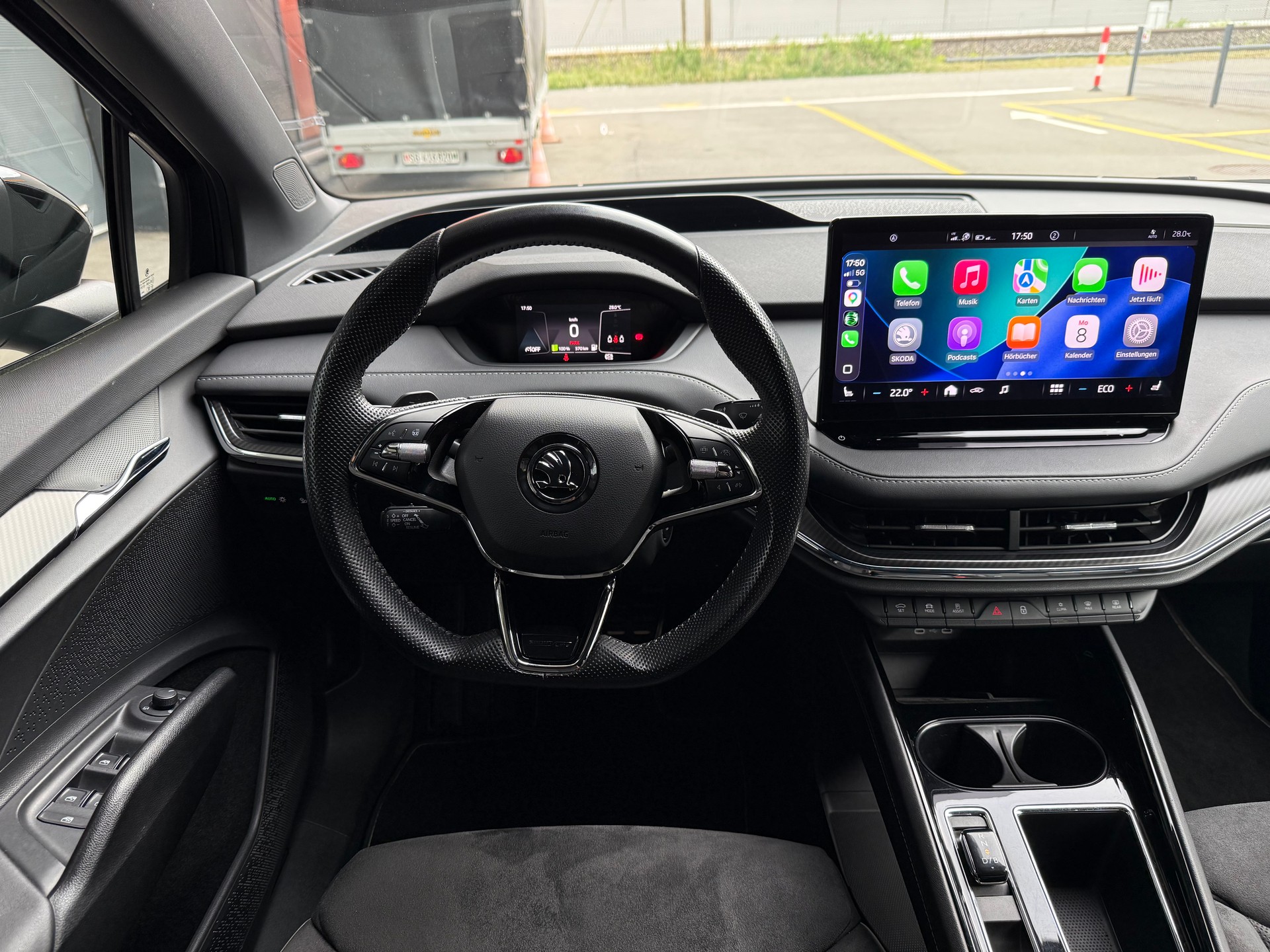 SKODA Enyaq iV 80x SportLine-image-19