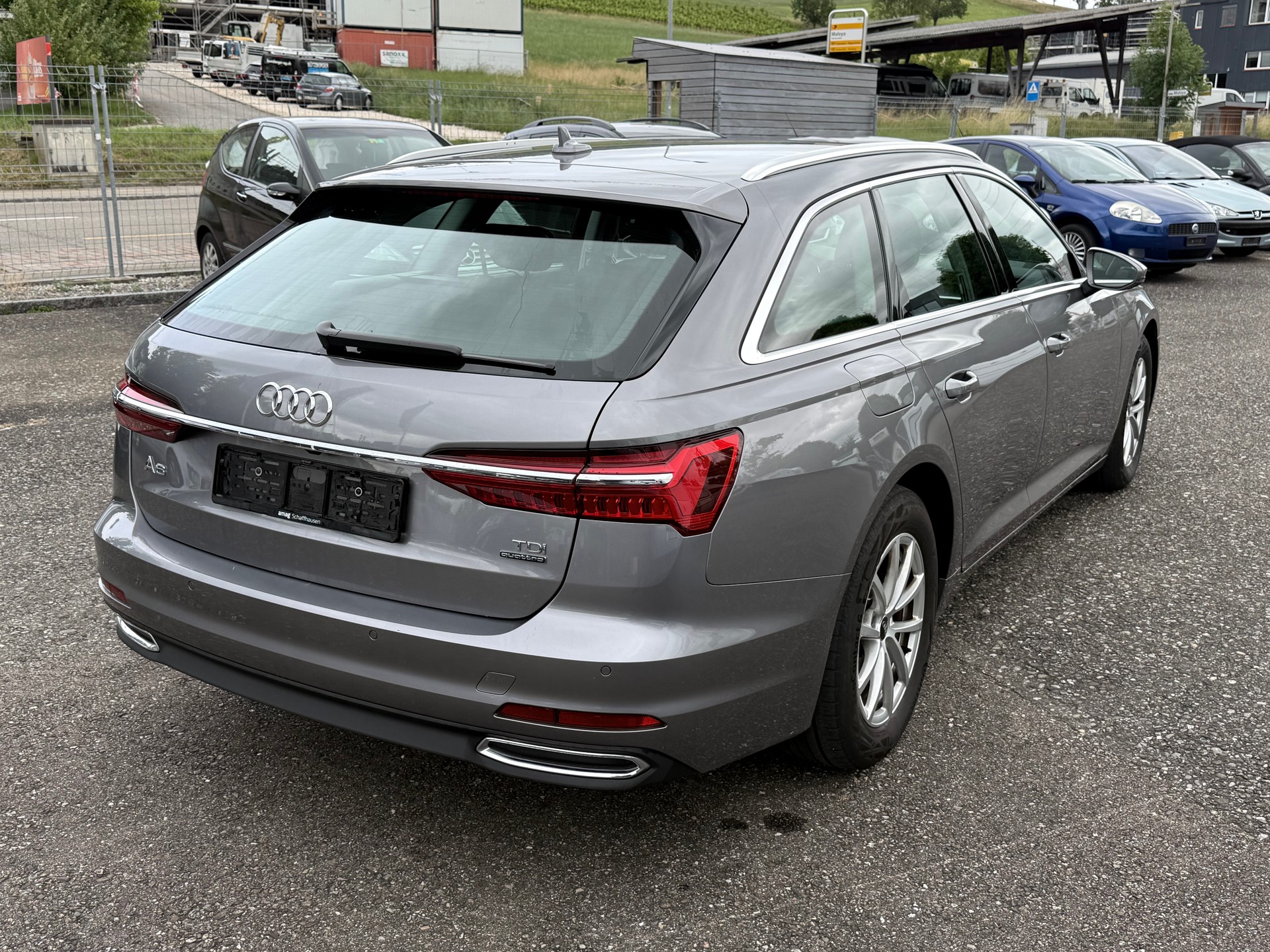 AUDI A6 Avant 40 TDI Design quattro S-tronic-image-2