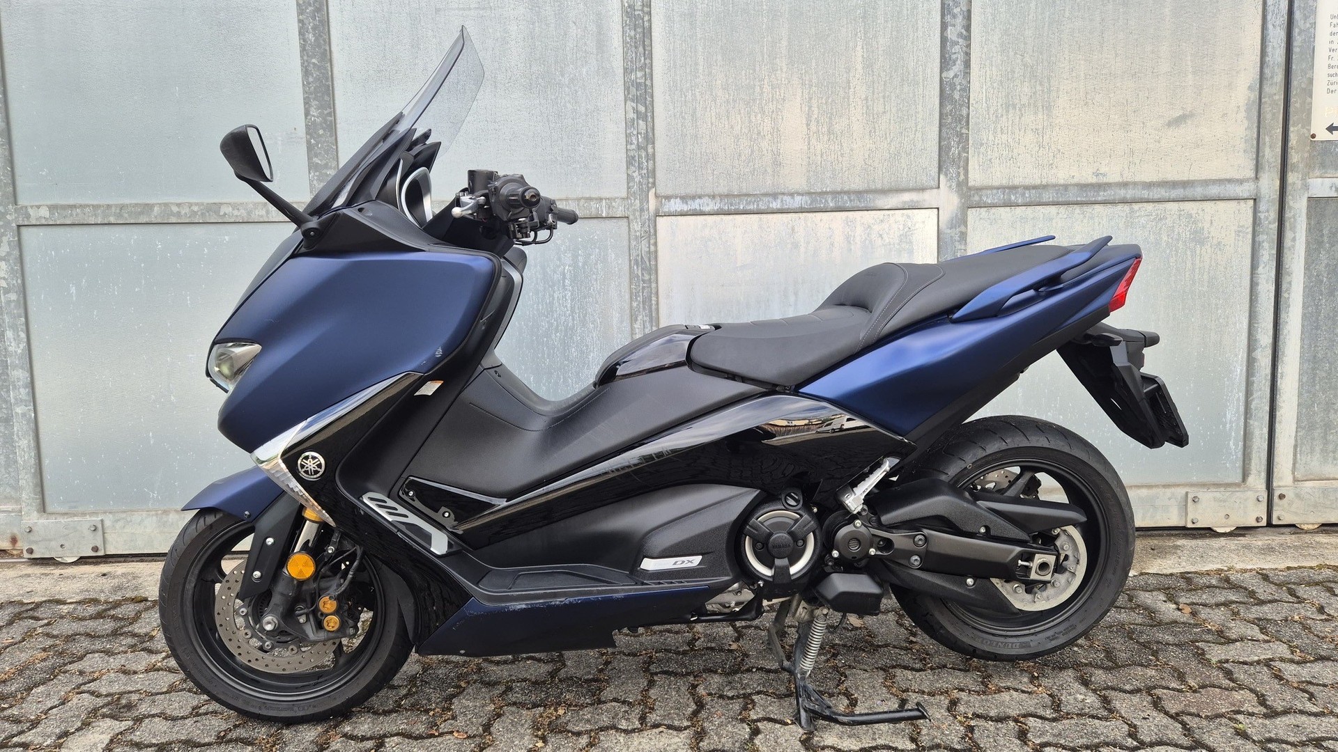 YAMAHA T-MAX XP 530 DX ABS-image-1