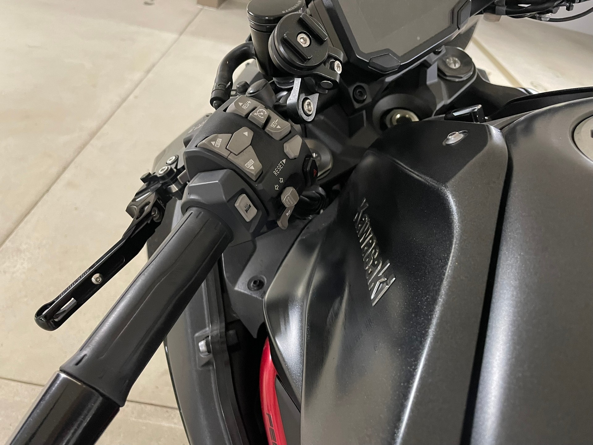 KAWASAKI Z H2-image-4