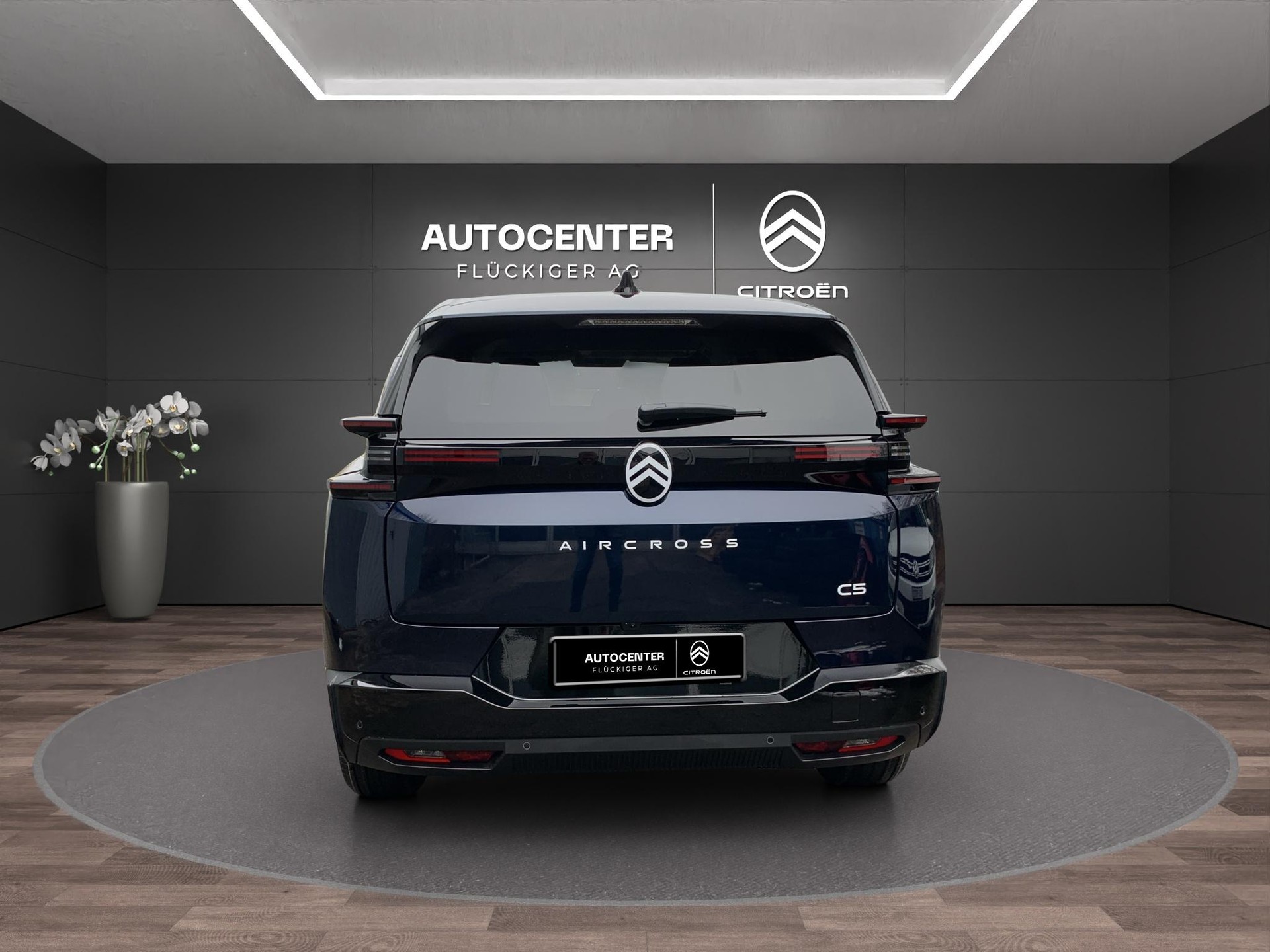 CITROEN C5 Aircross 1.2 Hybrid Plus-image-8