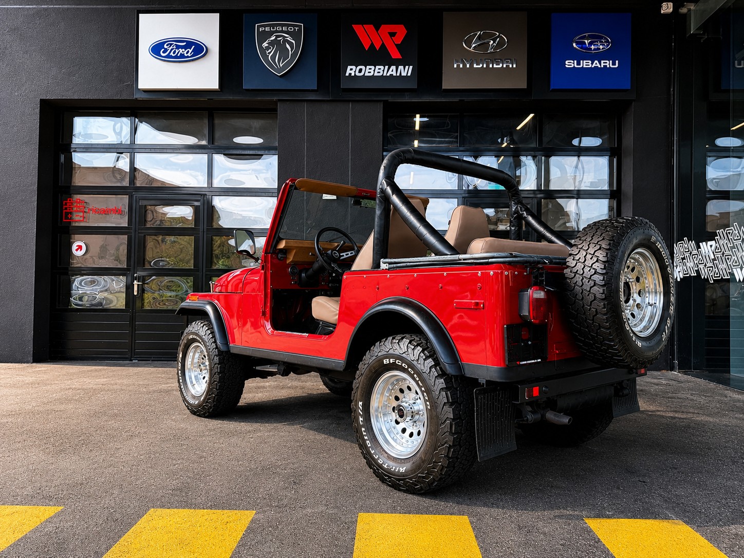 JEEP CJ-7 V8 5.0!!!!! Renegade-showroom-element-3