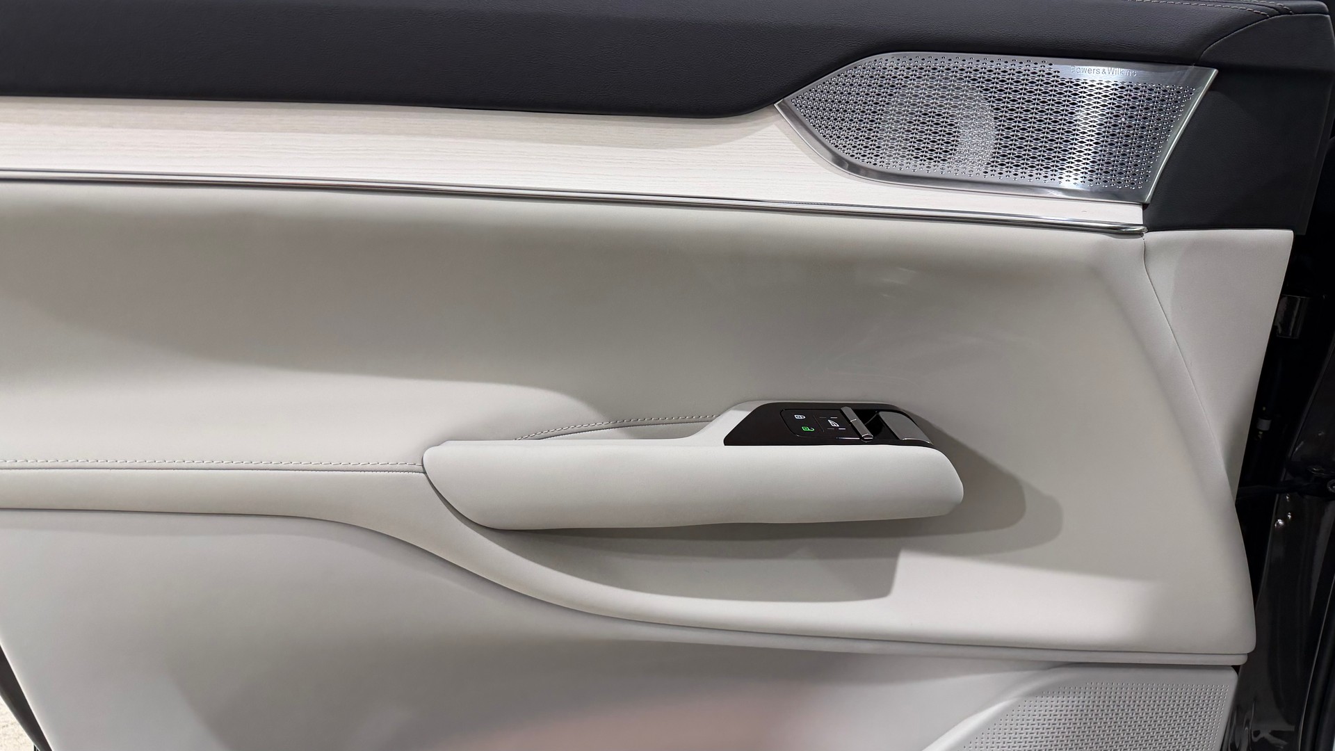VOLVO EX90 Twin Ultra 6P. AWD-image-6