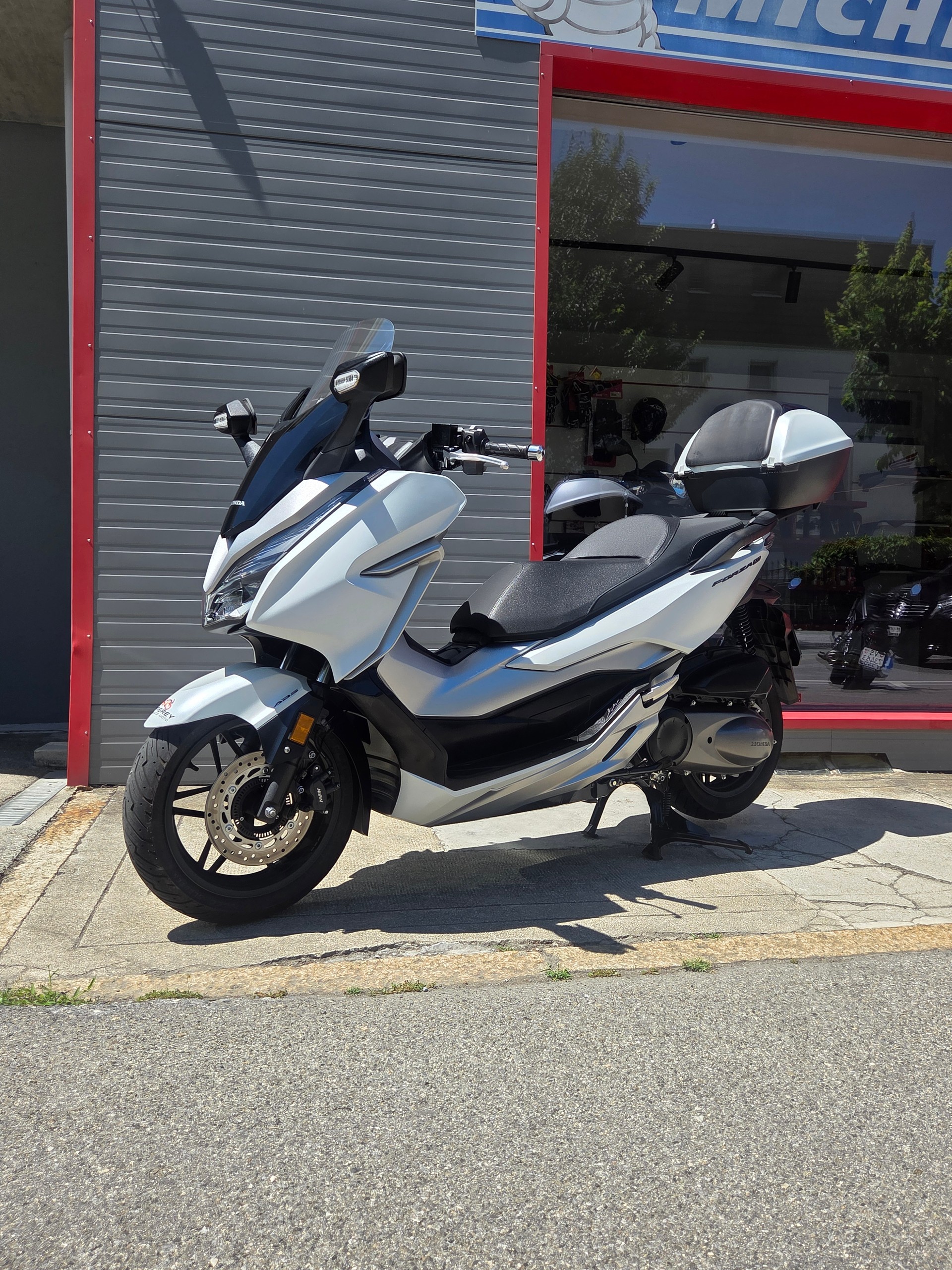 HONDA NSS 300 Forza ABS-image-0