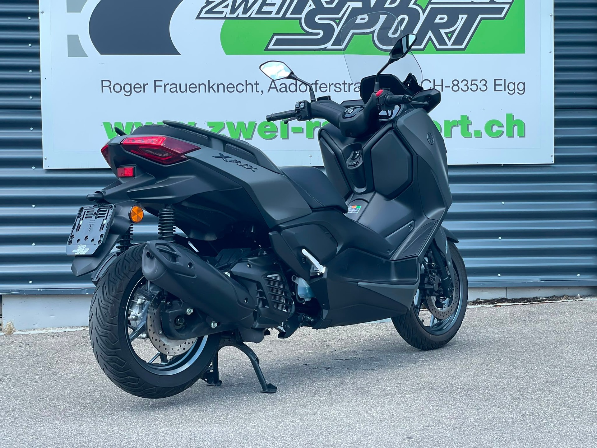 YAMAHA XMAX 125-image-2