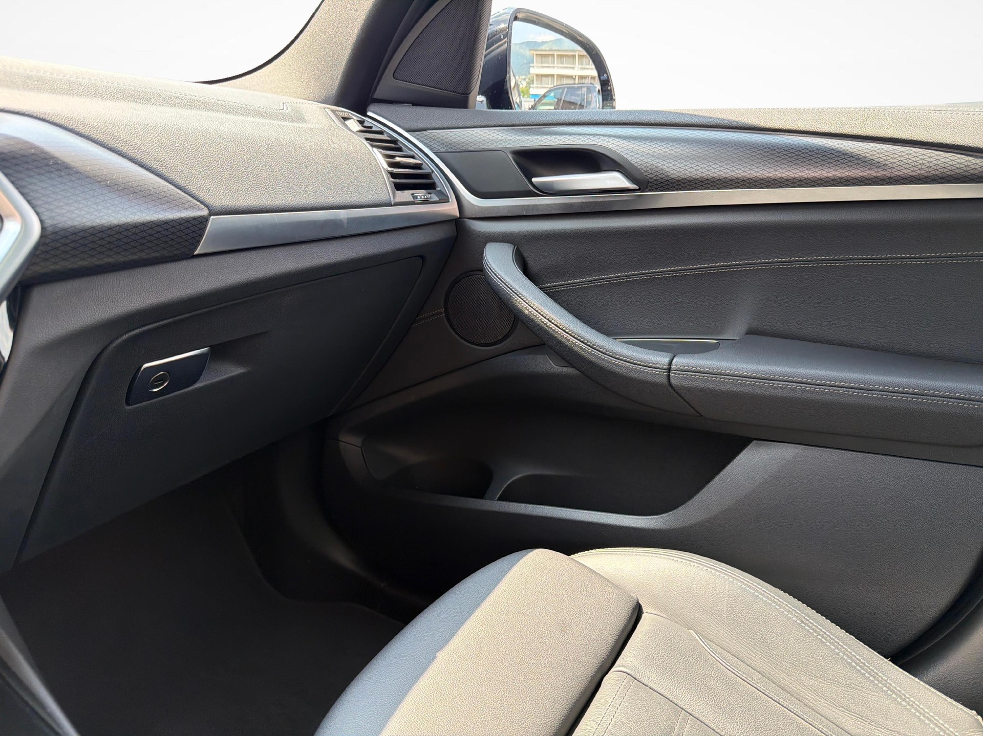 BMW X3 20i xDrive SAG-image-17
