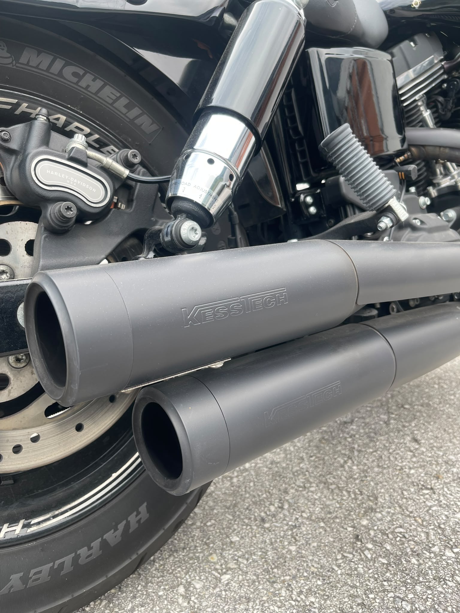 HARLEY-DAVIDSON FXDF Dyna Fat Bob 103 ABS-image-2