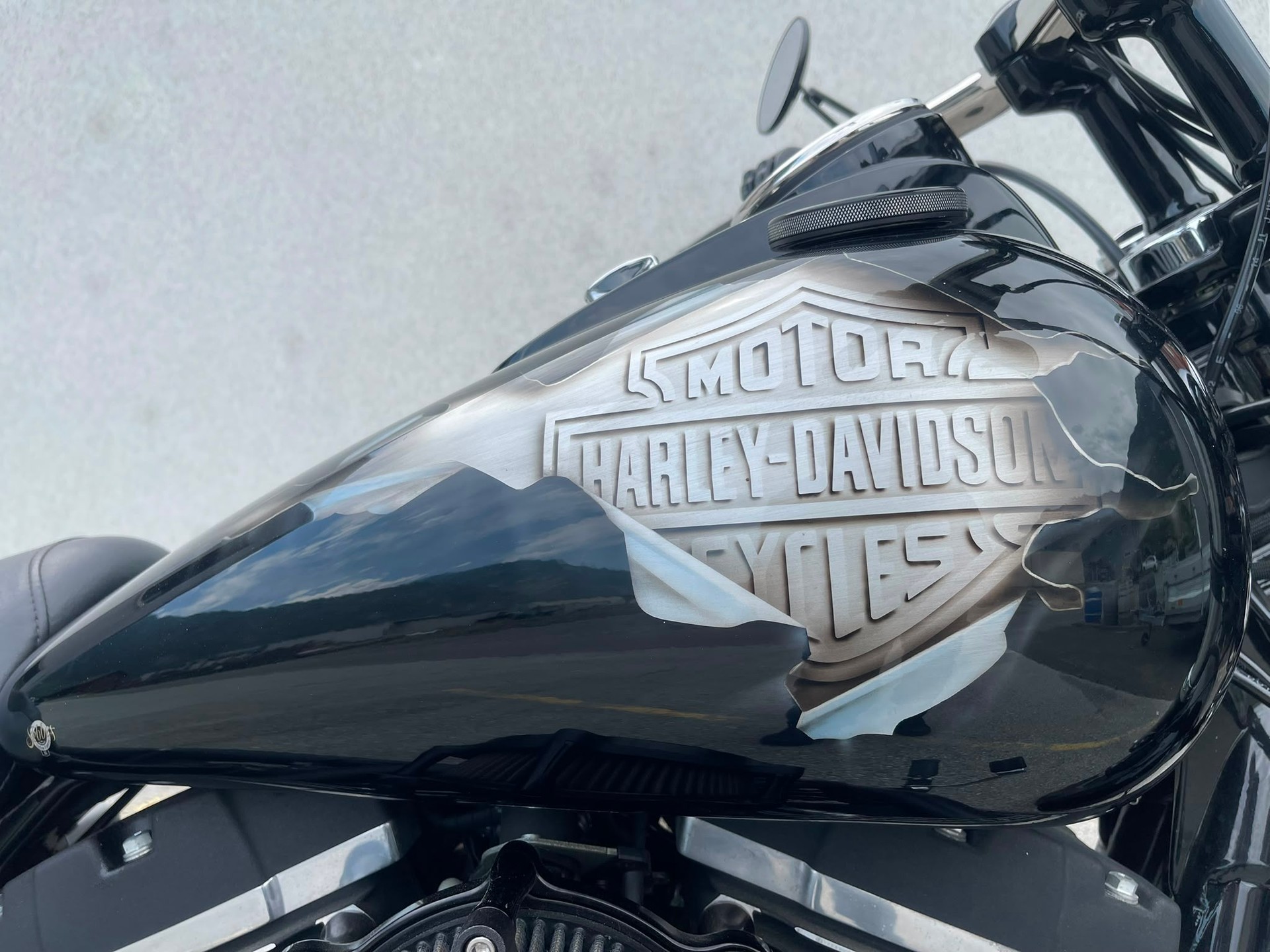HARLEY-DAVIDSON FXDF Dyna Fat Bob 103 ABS-image-4