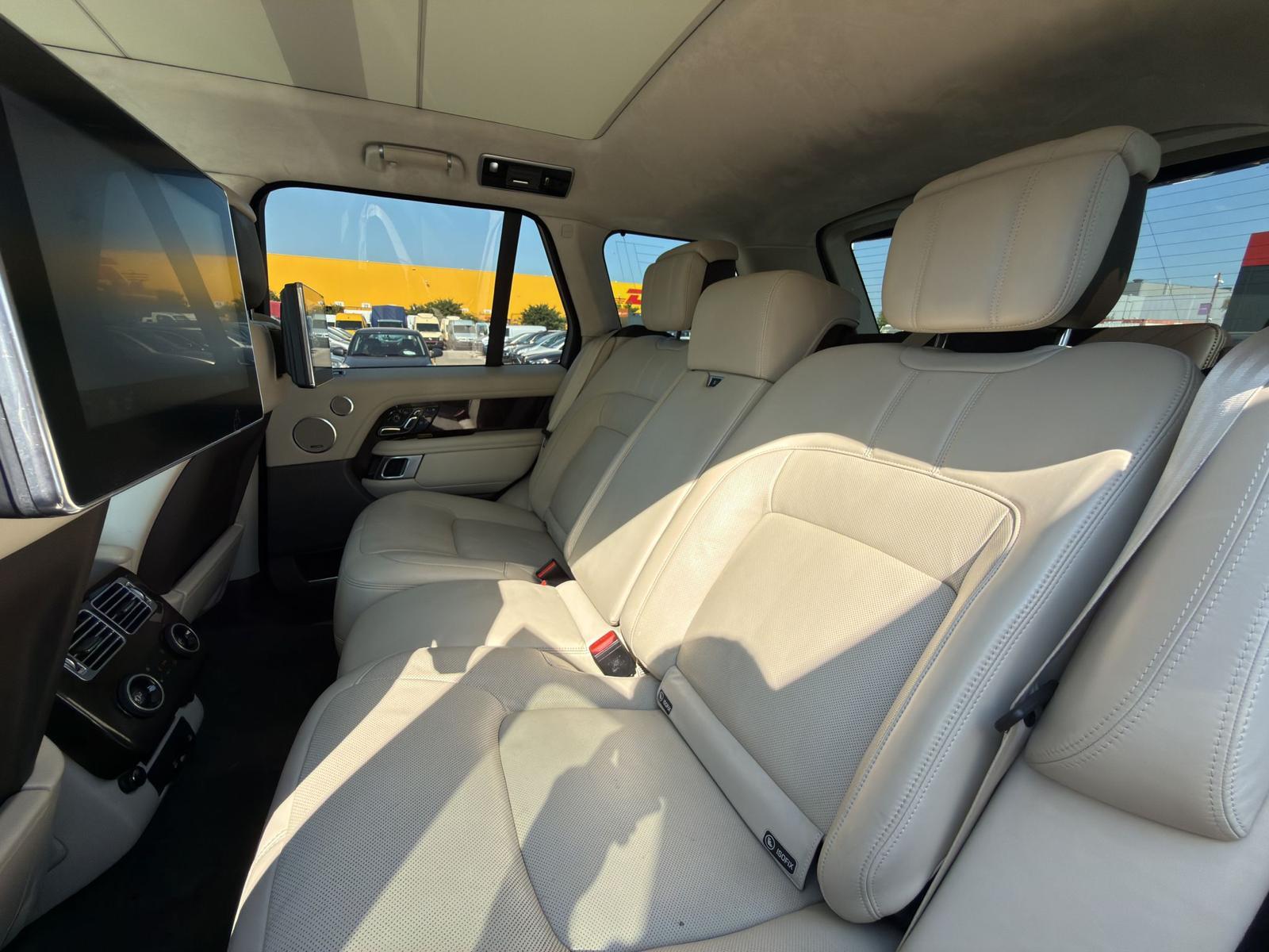 LAND ROVER Range Rover 3.0 V6 SC Autobiography-image-12