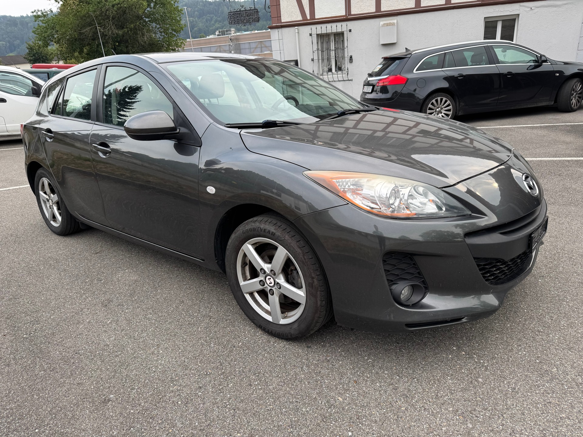 MAZDA 3 1.6 16V Confort-showroom-element-1