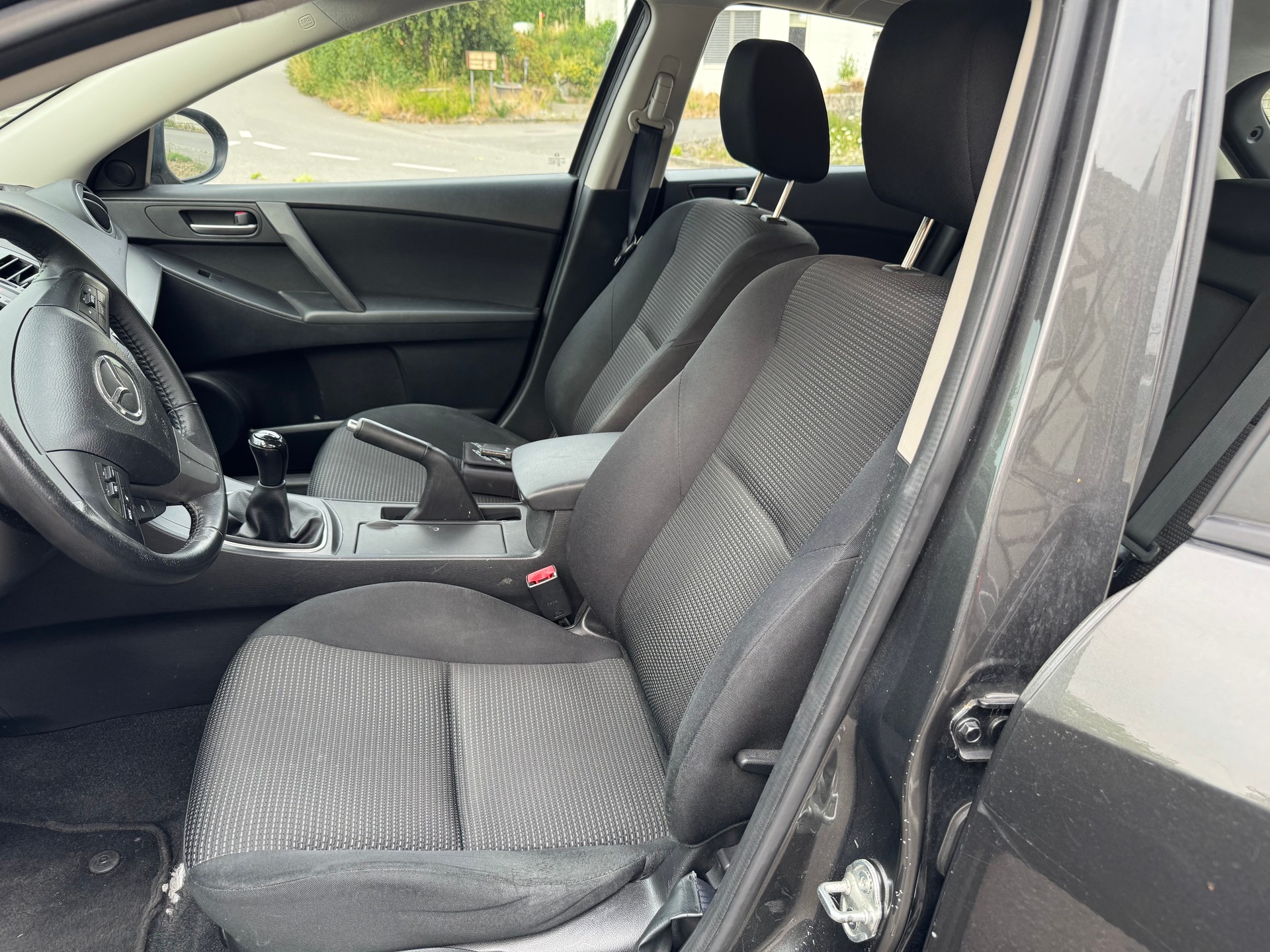 MAZDA 3 1.6 16V Confort-image-7