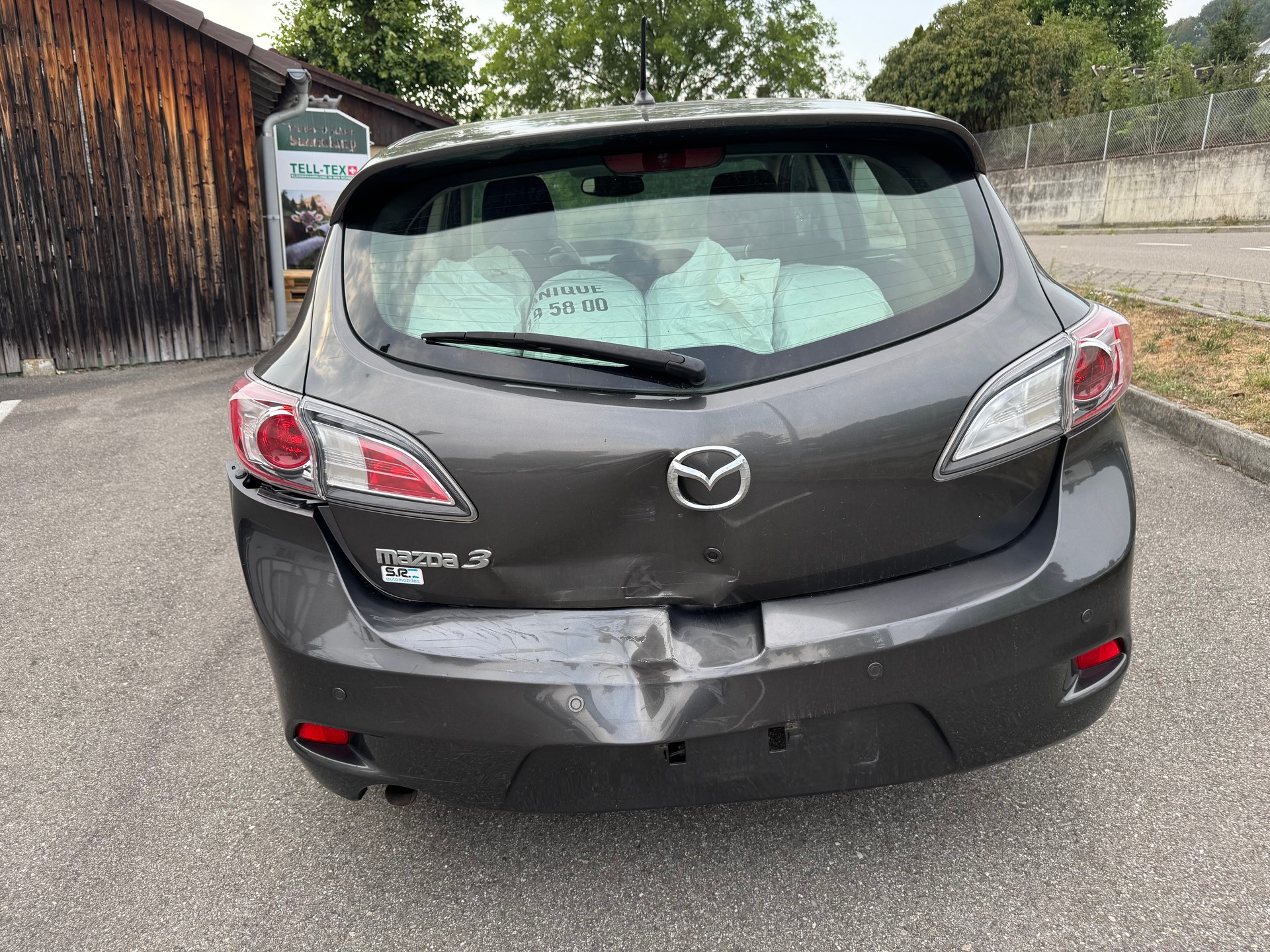 MAZDA 3 1.6 16V Confort-showroom-element-3