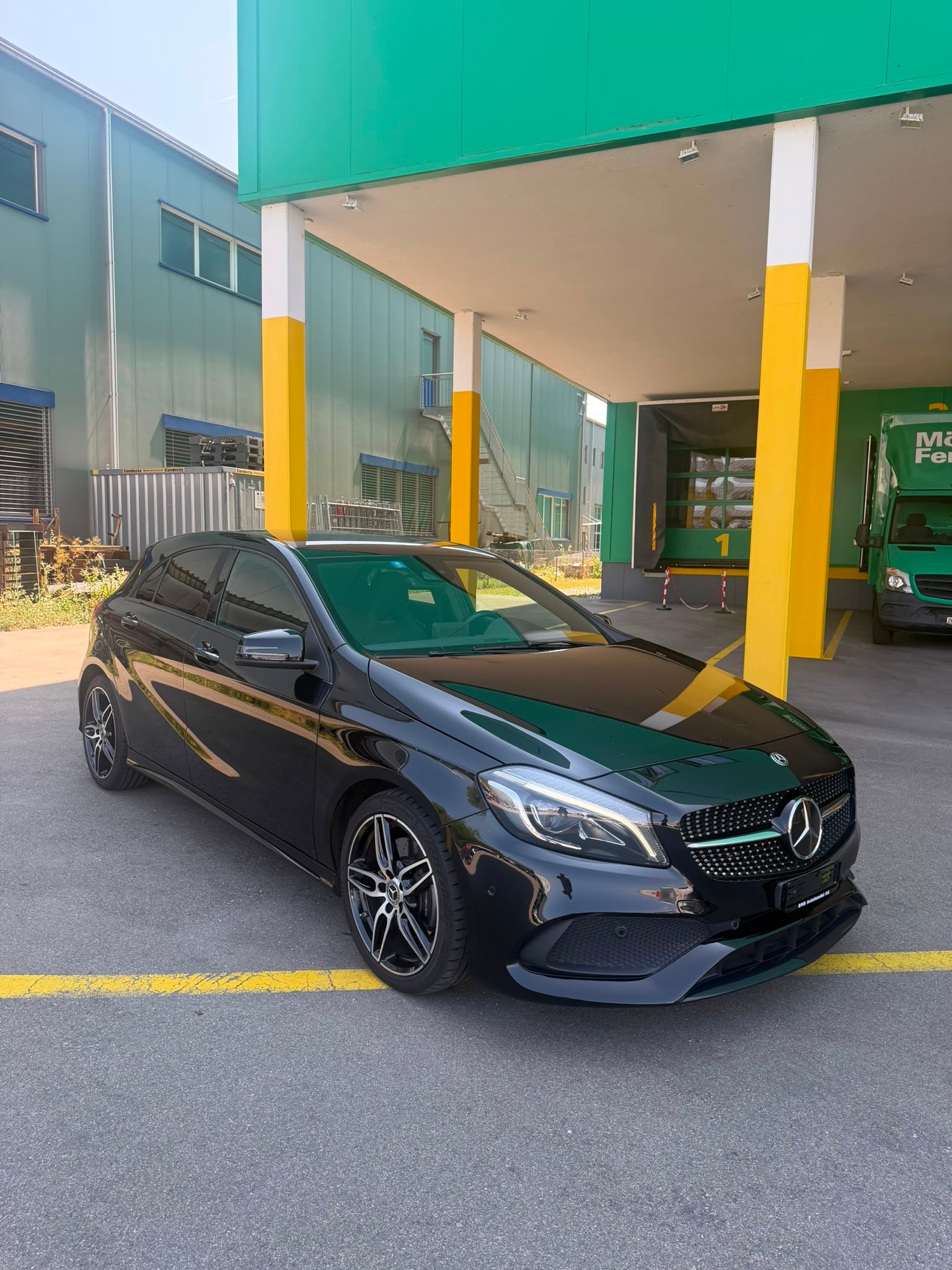 MERCEDES-BENZ A 220 AMG Line 4Matic 7G-DCT
