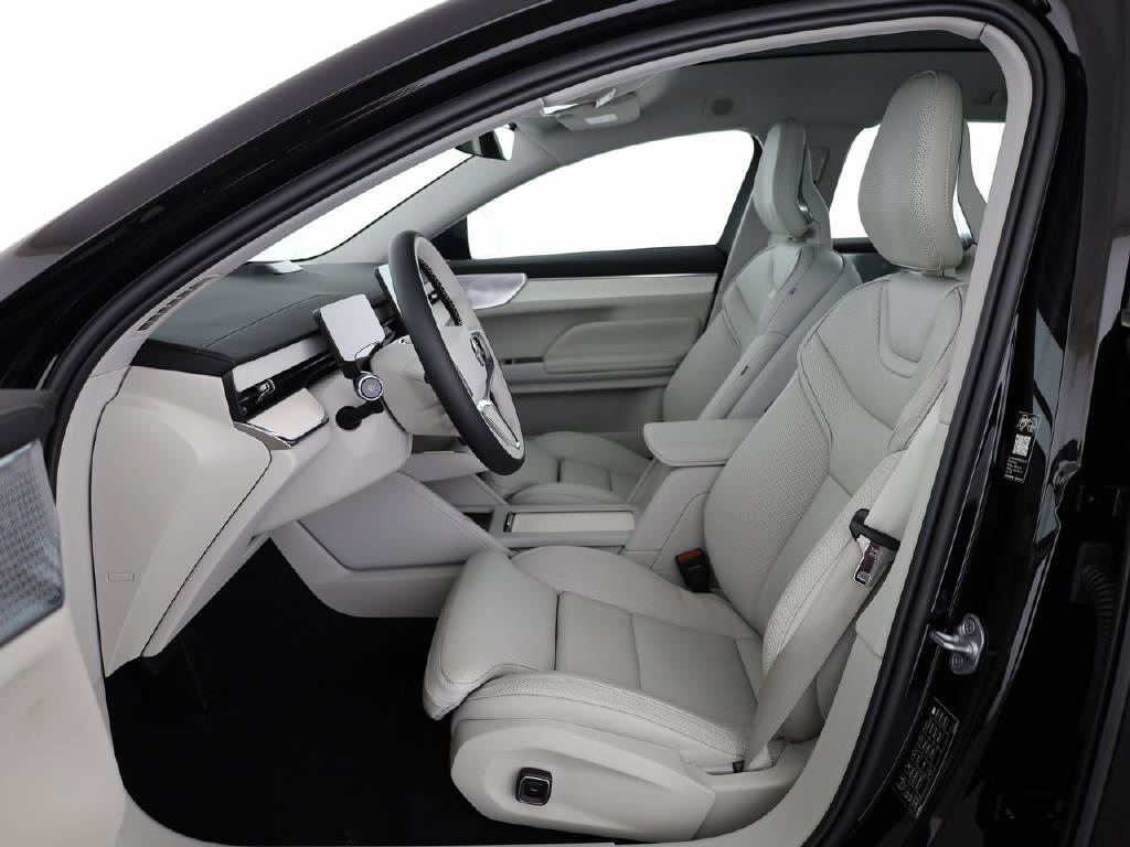 VOLVO ES90 Twin Performance Ultra AWD-showroom-element-1