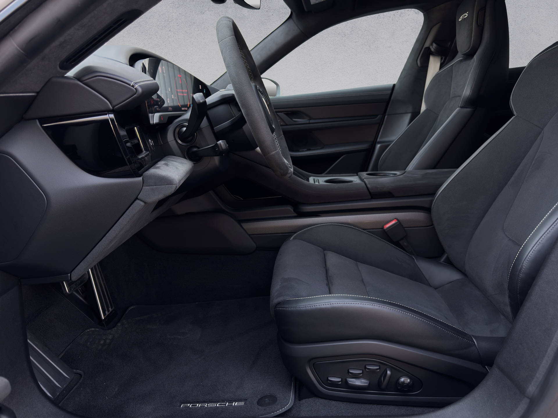 PORSCHE Taycan GTS Sport Turismo-image-6