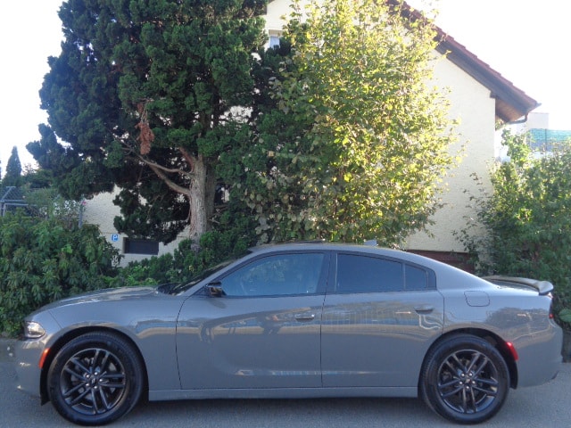 DODGE Charger-image-1