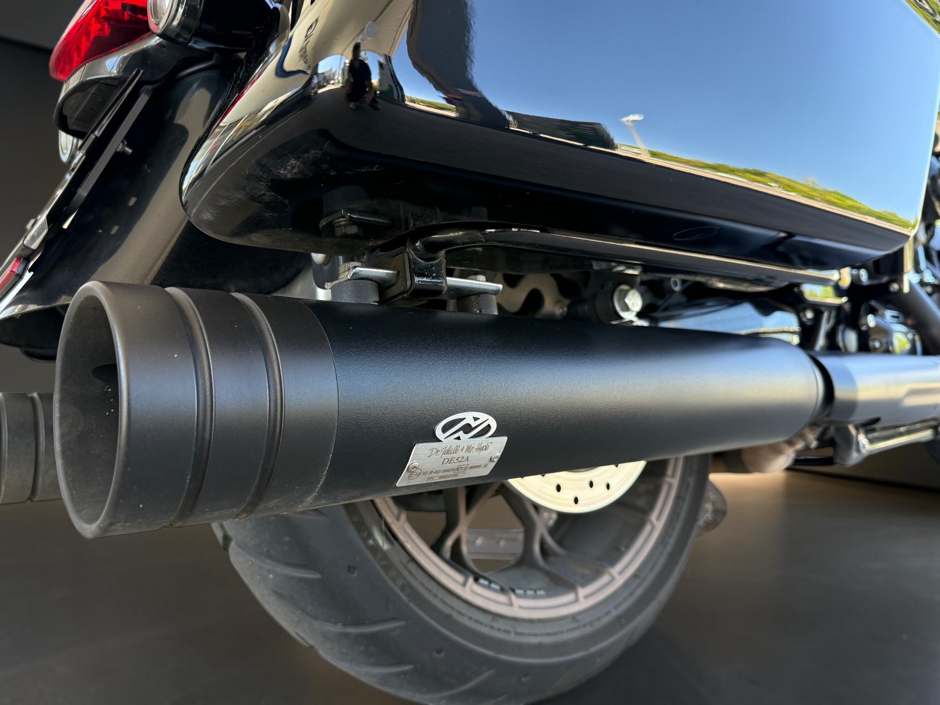HARLEY-DAVIDSON FLHXST Street Glide ST 117-image-3