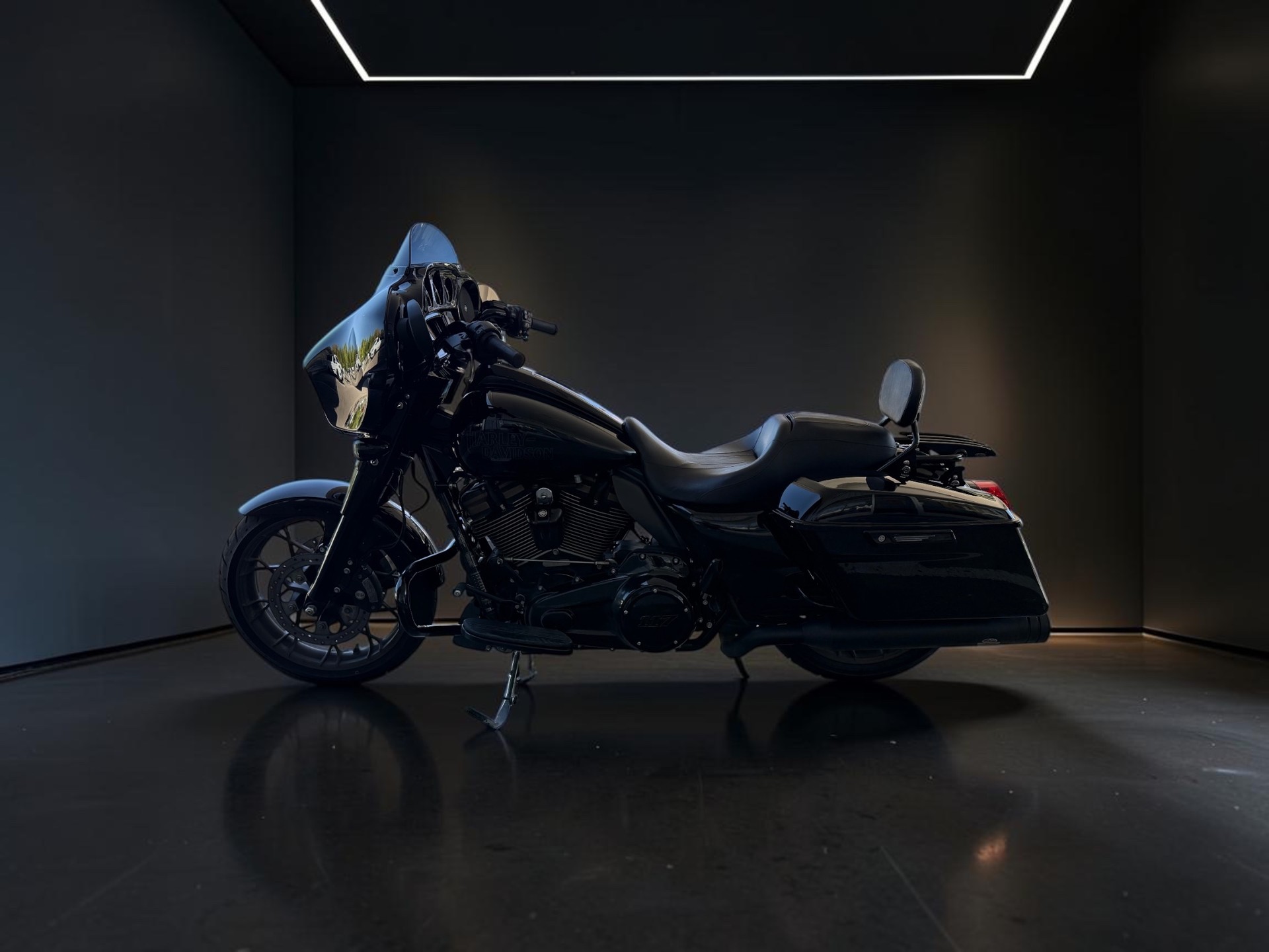 HARLEY-DAVIDSON FLHXST Street Glide ST 117-image-6