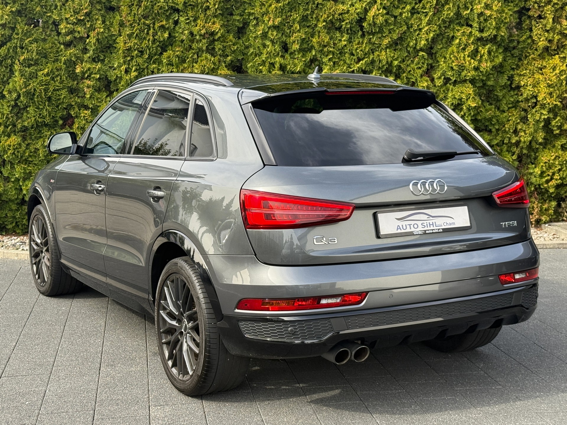 AUDI Q3 1.4 TFSI sport S-tronic / Frisch ab MFK-image-12