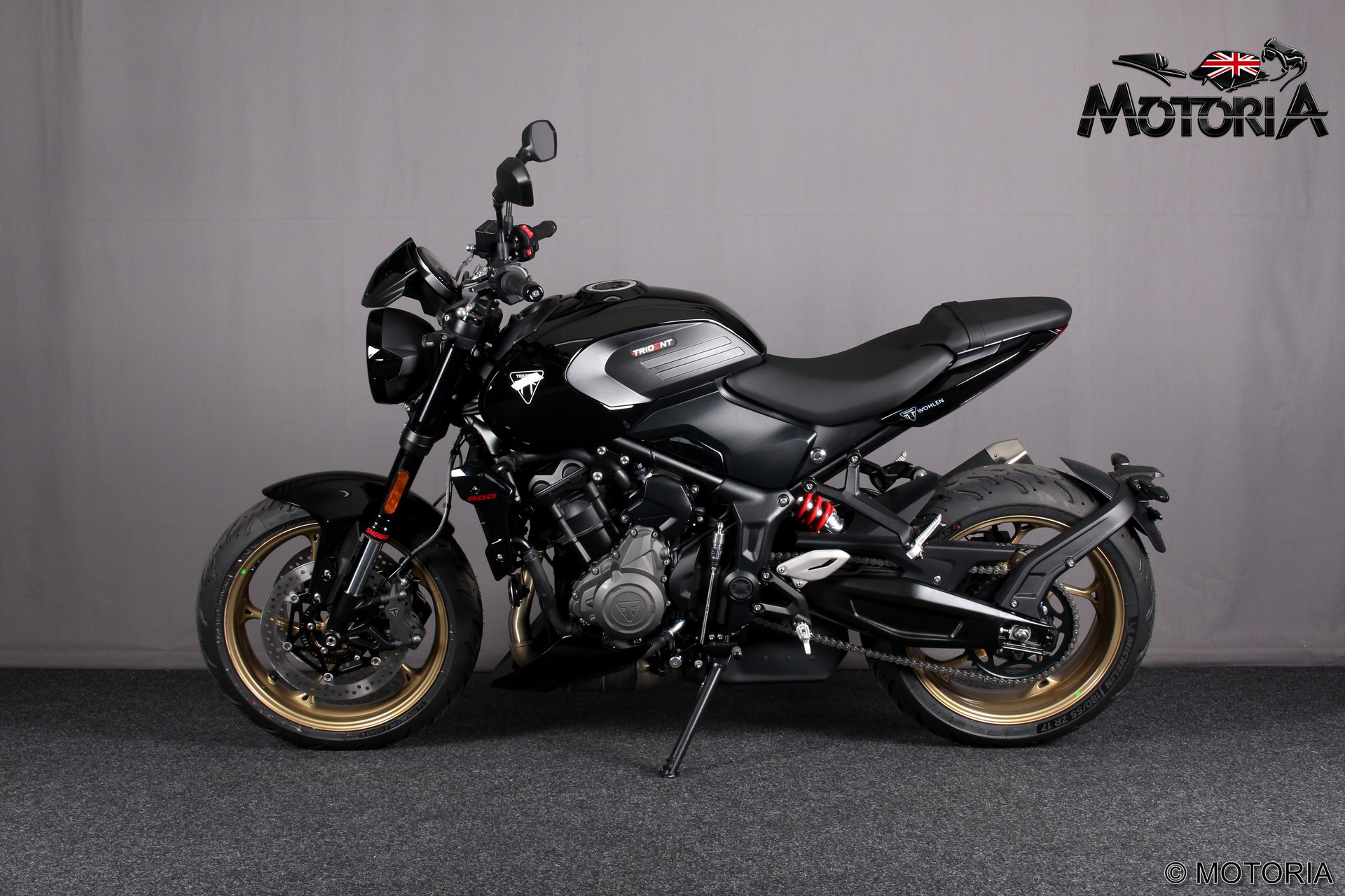 TRIUMPH Trident 800-image-5