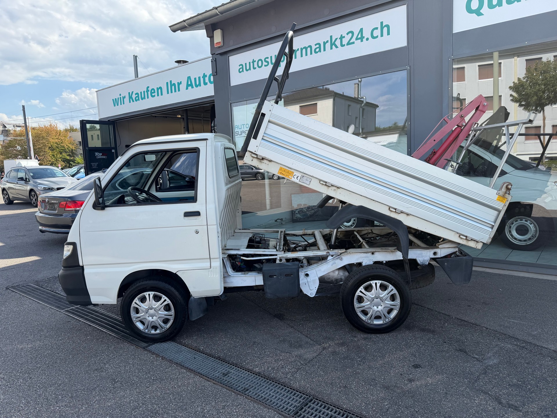 PIAGGIO Porter 1.3 4x4 Kipper mit Kran-showroom-element-1