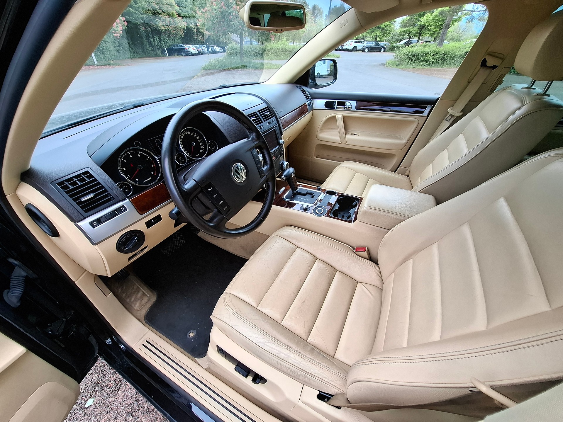 VW Touareg 3.2 V6-image-10