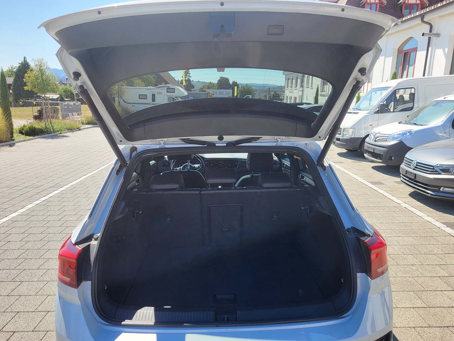 VW T-Roc 2.0 TSI Sport DSG 4Motion-image-13