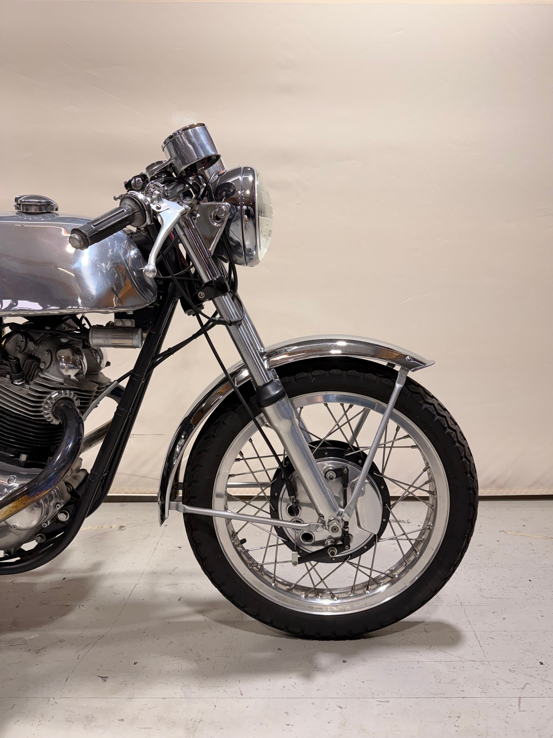 NORTON Commando 750-image-1