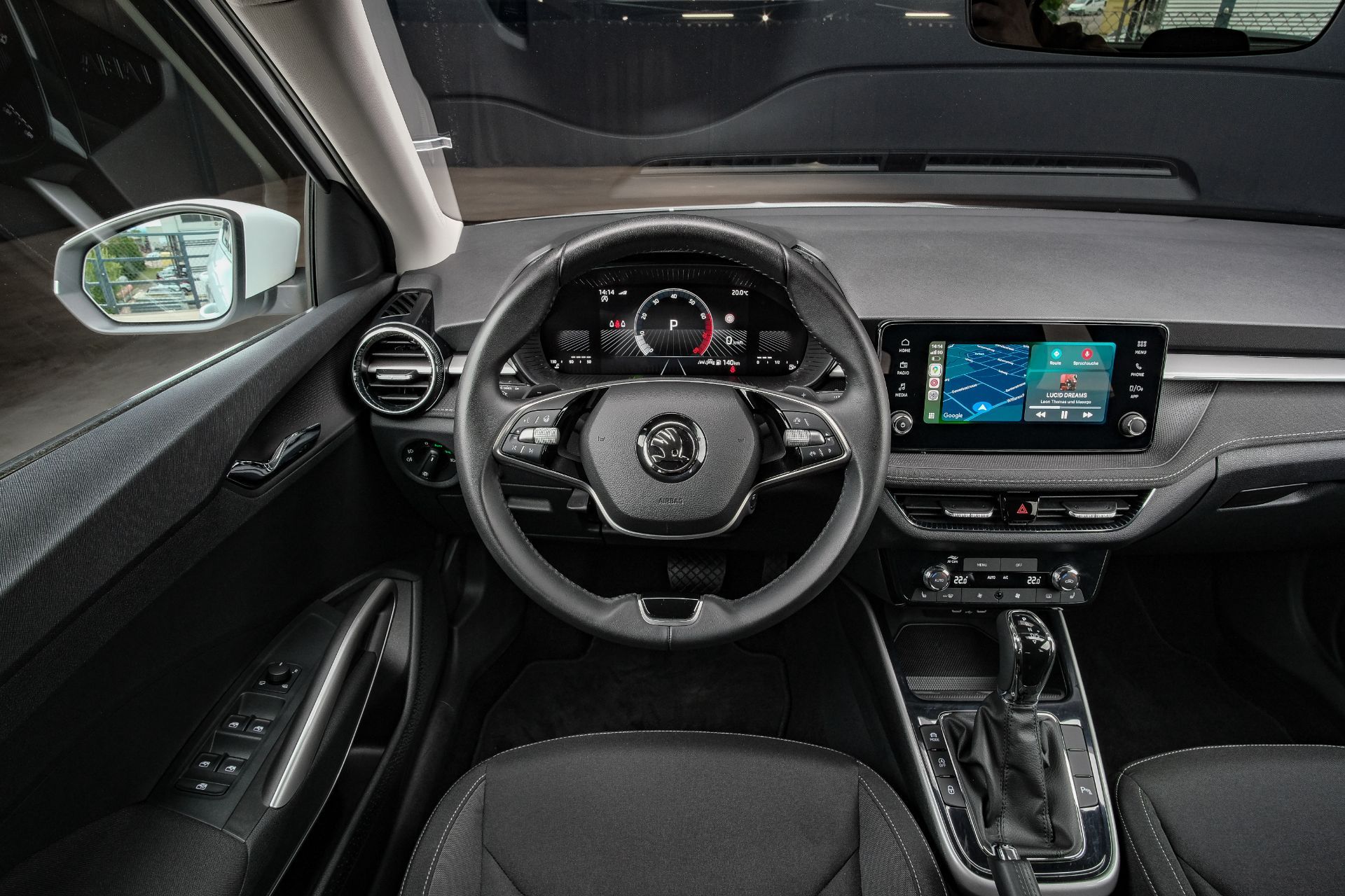 SKODA Fabia 1.0 TSI Selection DSG-image-15