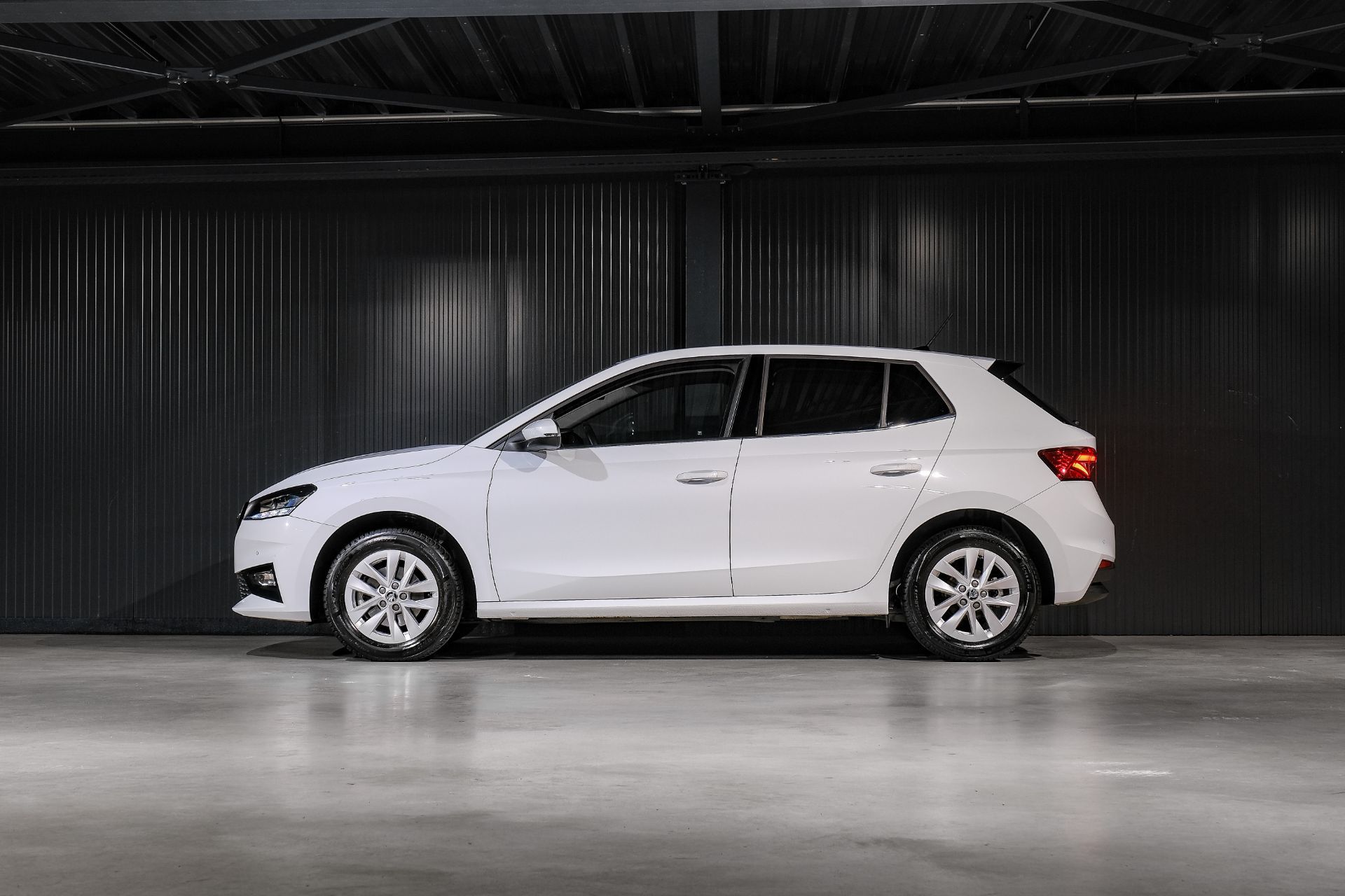 SKODA Fabia 1.0 TSI Selection DSG-image-8