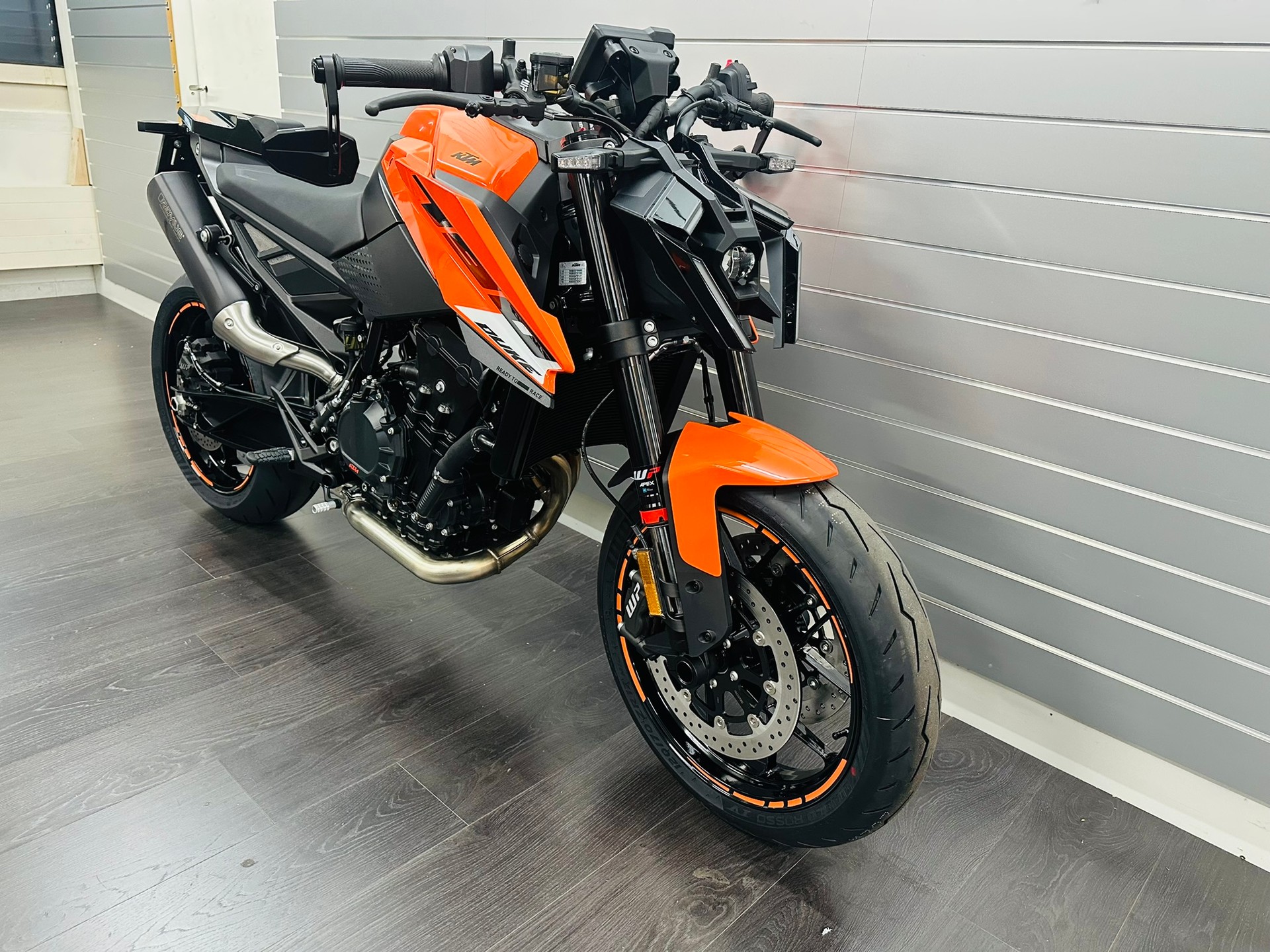 KTM 790 Duke-image-1