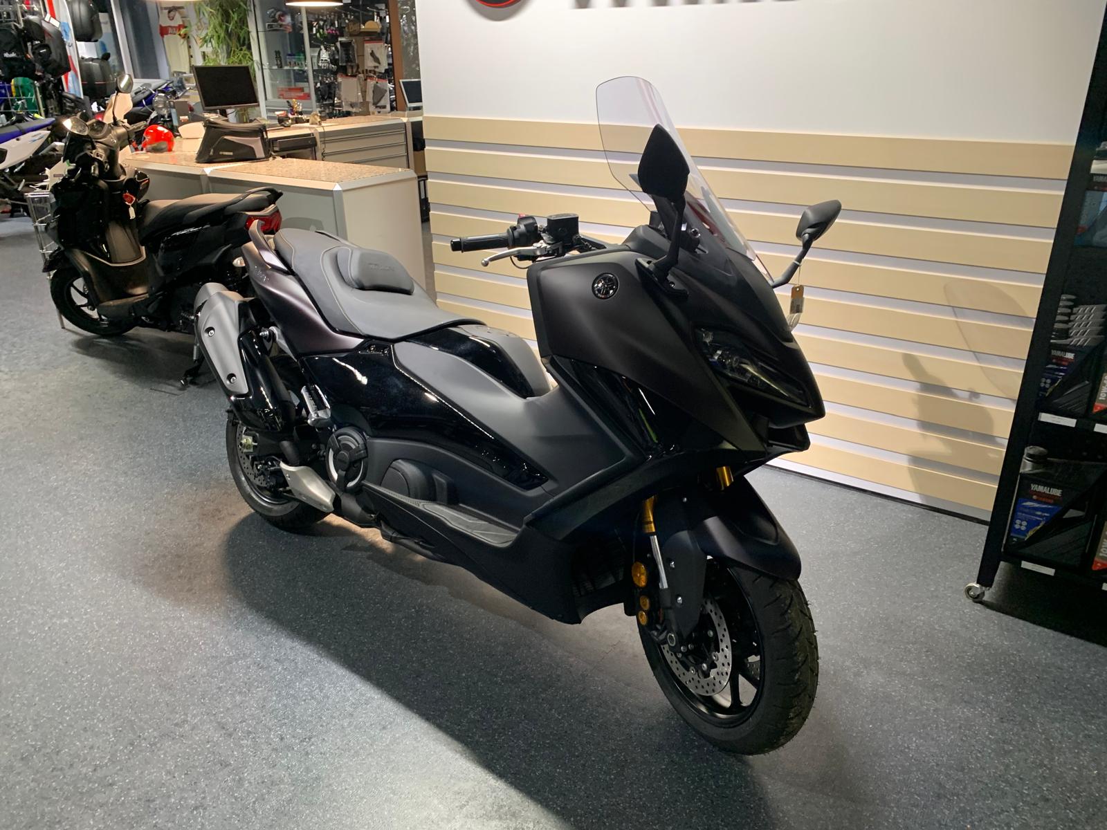 YAMAHA T-MAX Tech-Max XP 560-image-0