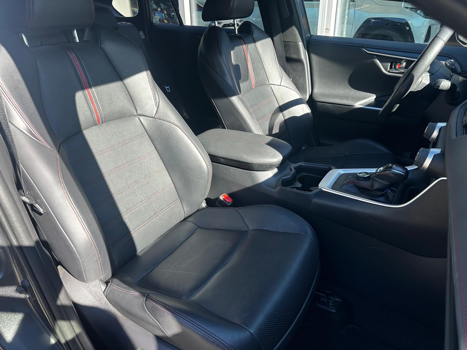 TOYOTA RAV4 2.5 Plug-In-Hybrid Platinum-image-14