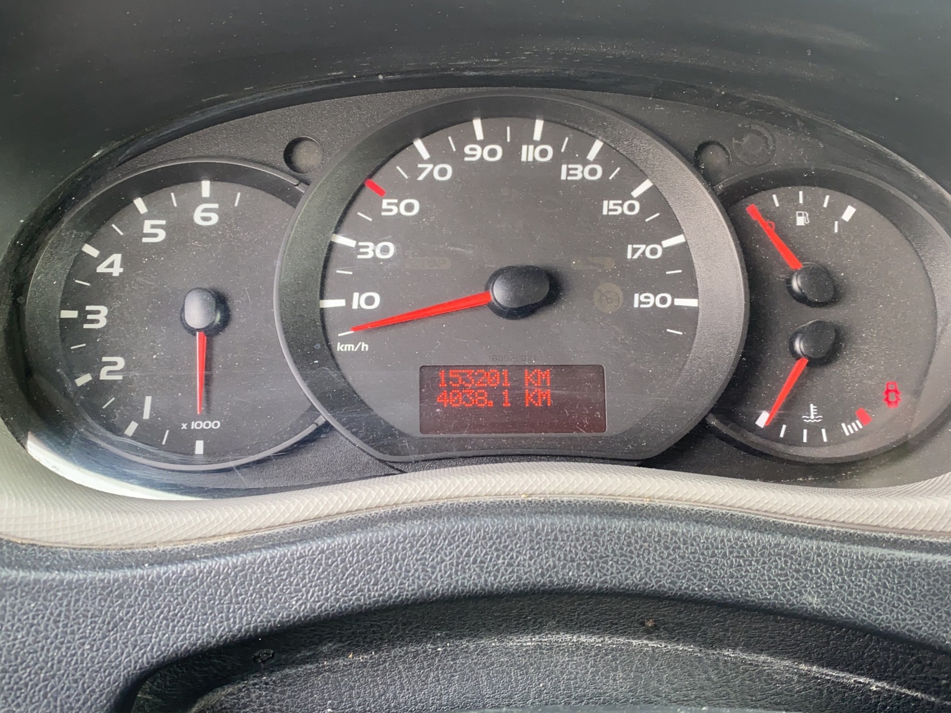 NISSAN NV400 F35.13 L2H2 FWD Comfort-image-12