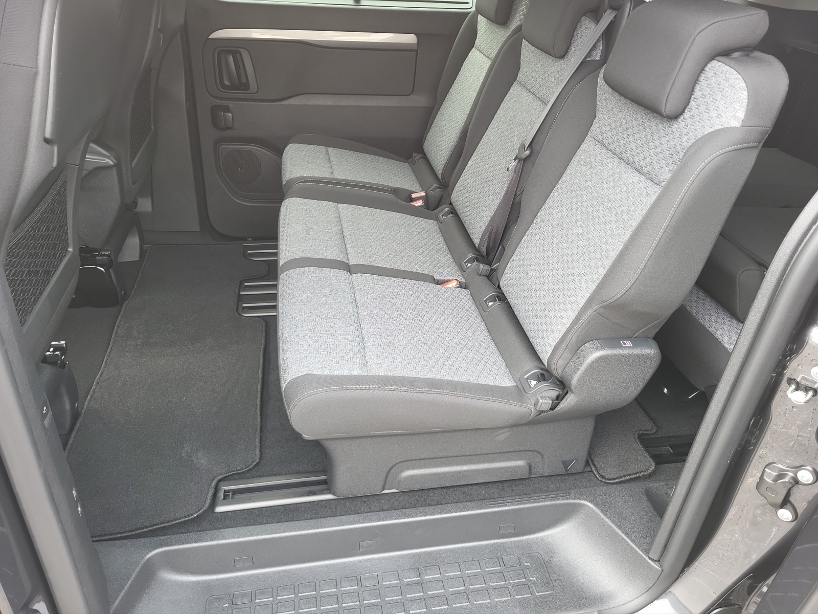 TOYOTA PROACE Verso L1 2.0 D Trend-image-11