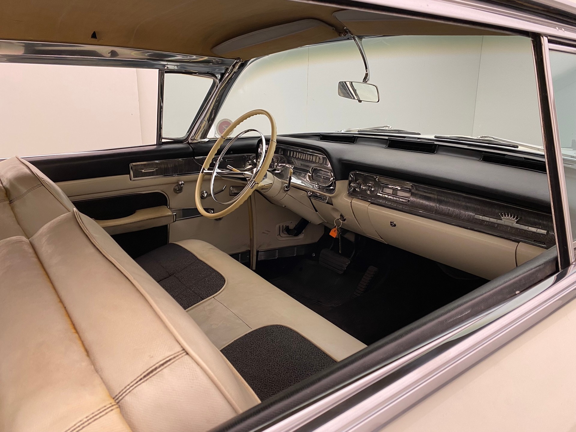 CADILLAC Series 62-image-14