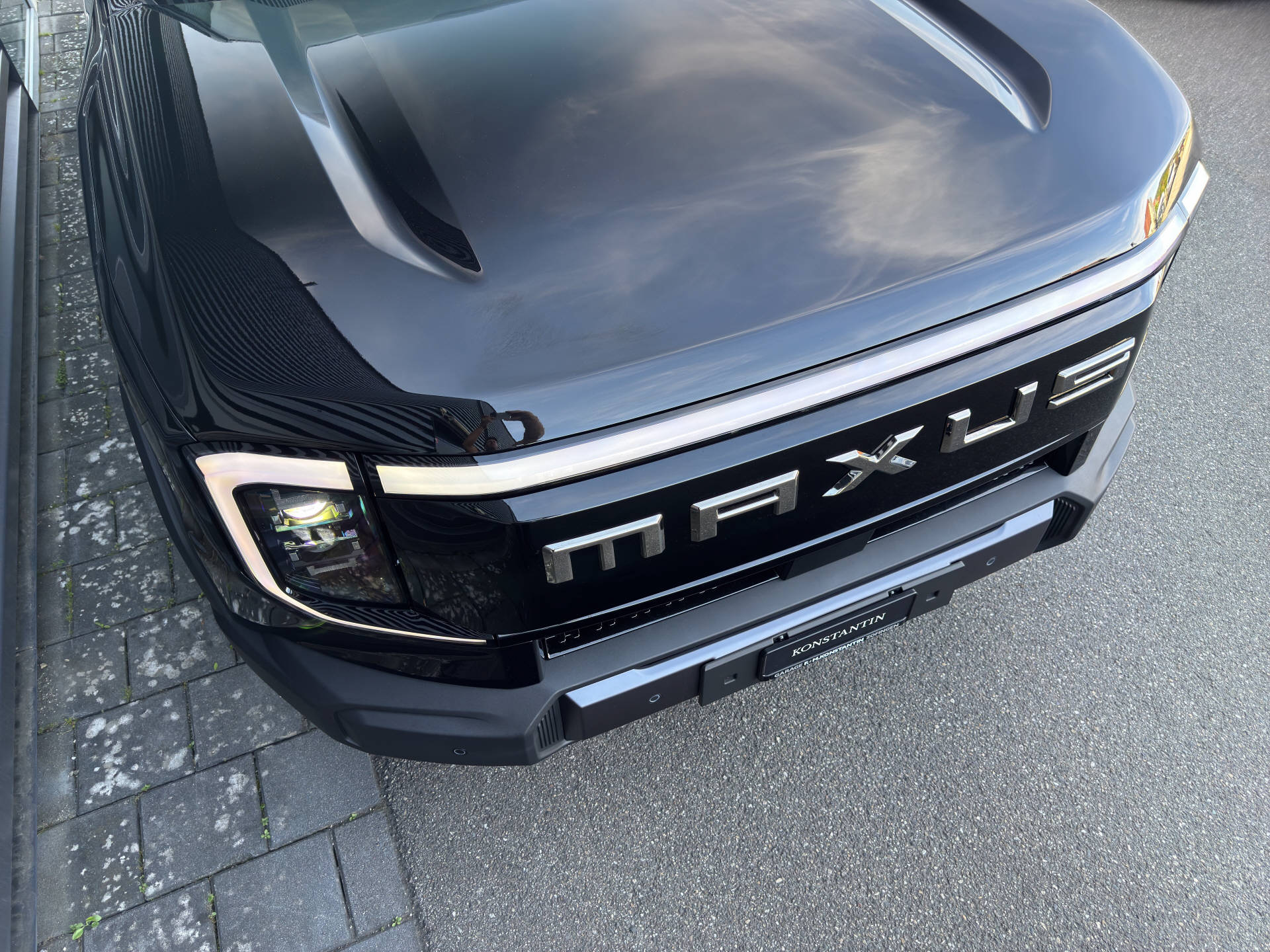 MAXUS eTerron 9 E-Motor 102kWh Luxury-image-10