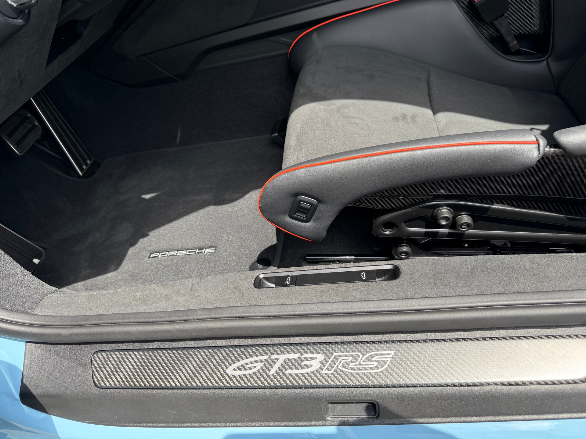 PORSCHE 911 GT3 RS WEISSACH GULF BLUE EDT.-image-10
