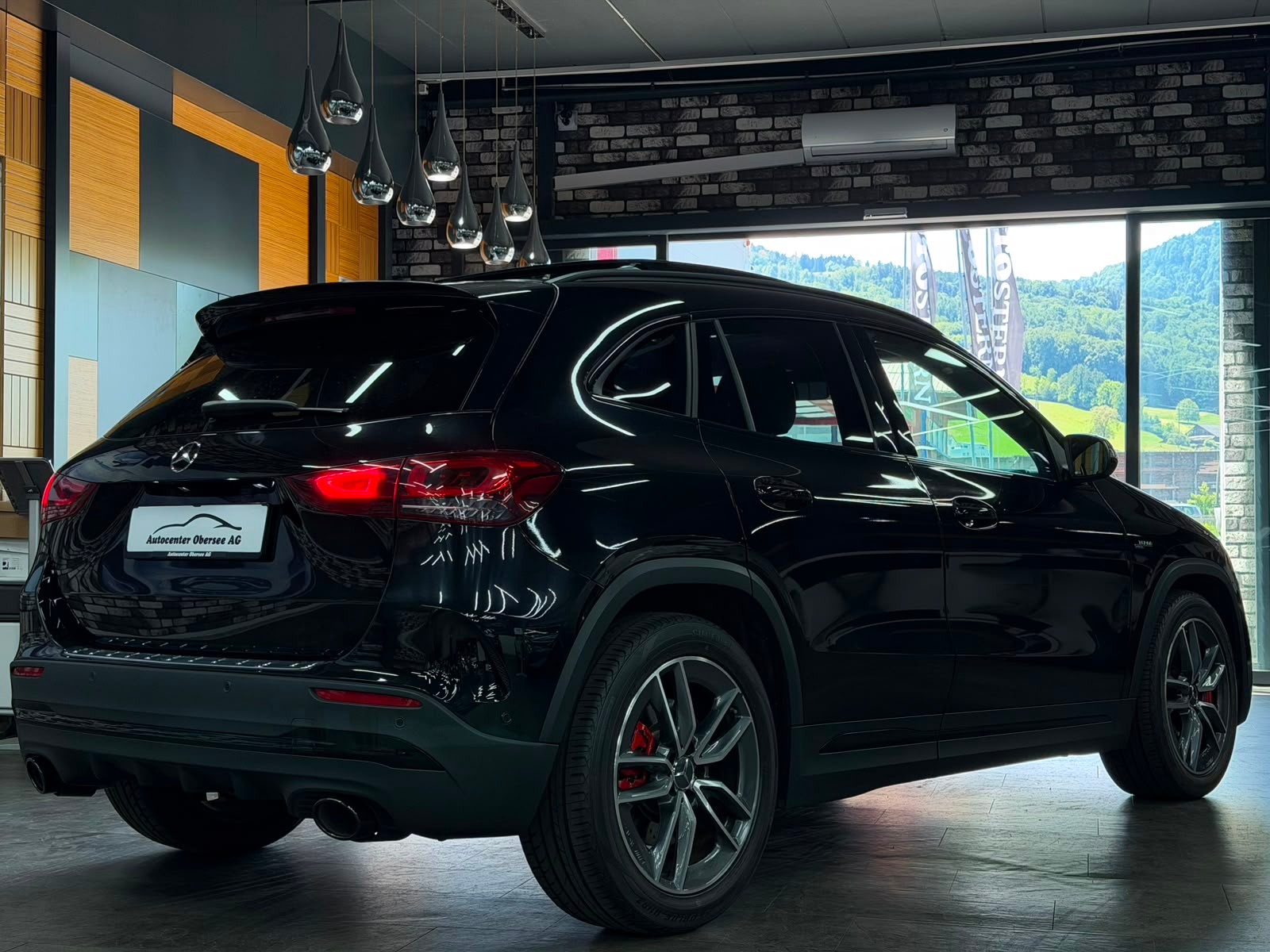 MERCEDES-BENZ GLA 35 AMG 4Matic 8G-Speedshift DCT-image-4