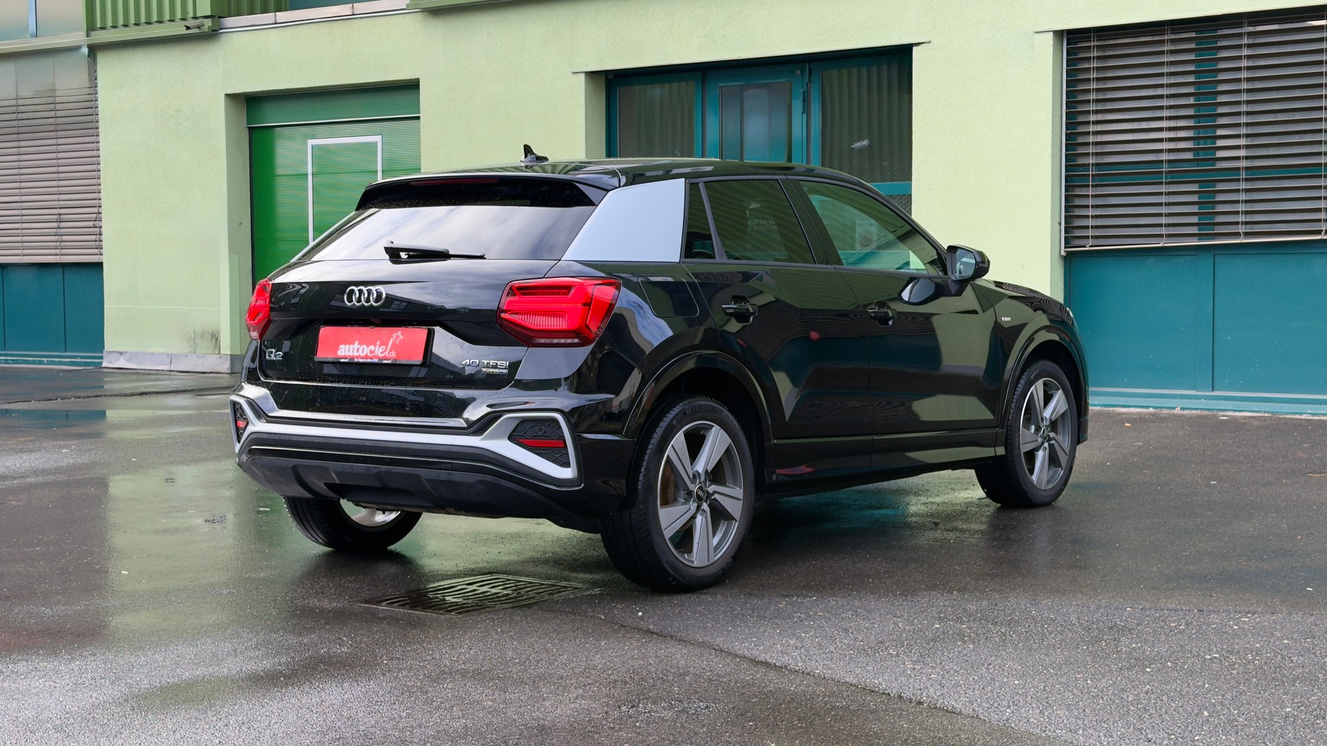 AUDI Q2 40 TFSI S line Attraction quattro S-tronic-image-4