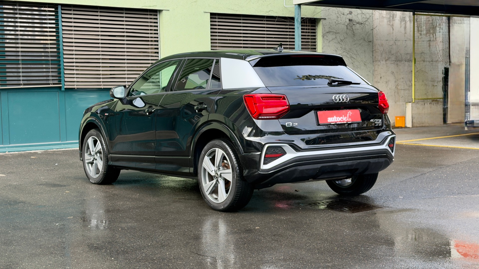AUDI Q2 40 TFSI S line Attraction quattro S-tronic-image-2