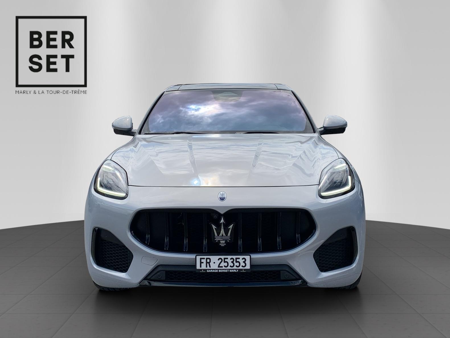 MASERATI Grecale 2.0 Hybrid Modena-showroom-element-3
